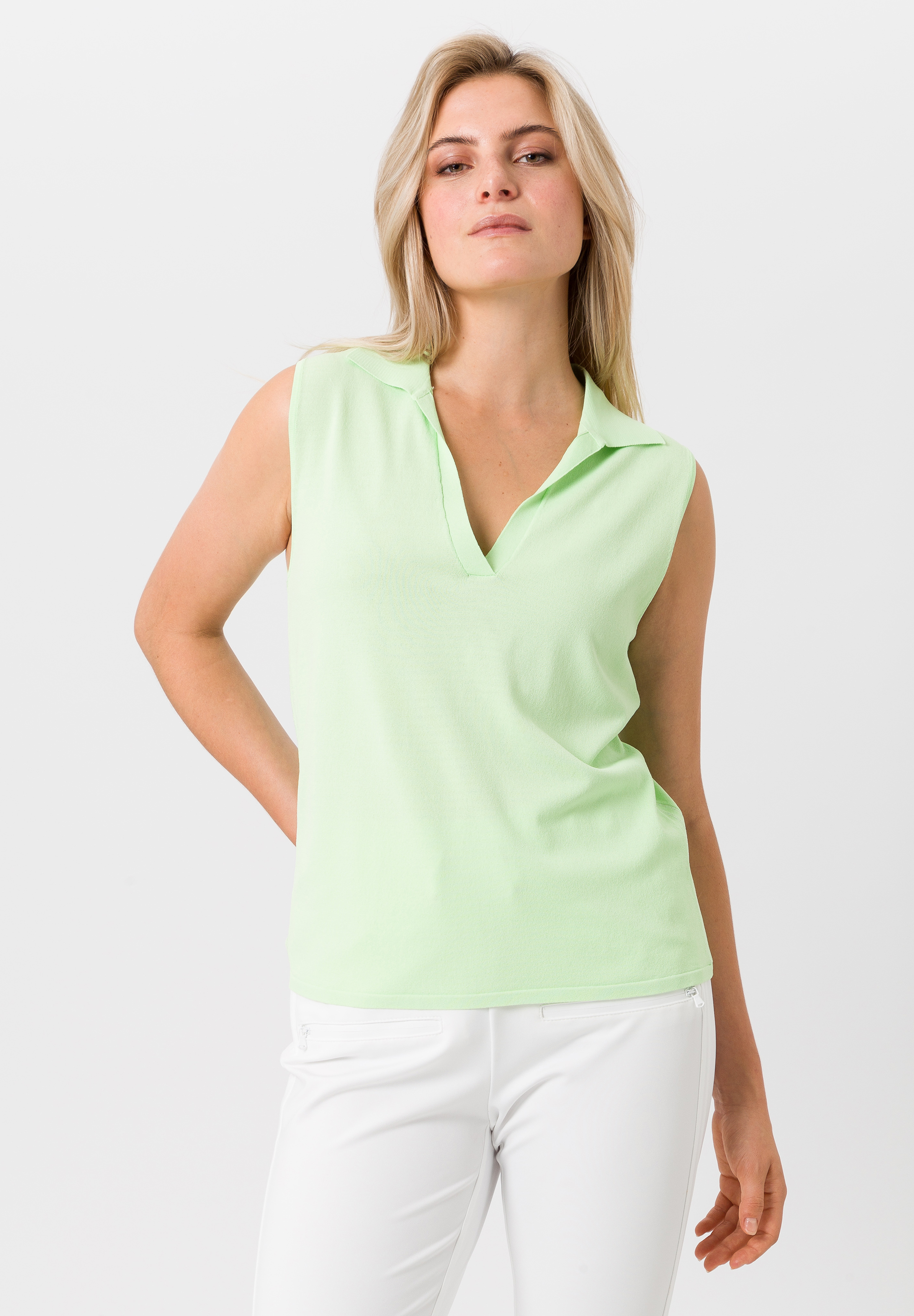 Strickshirt in femininer Silhouette - Bild 1