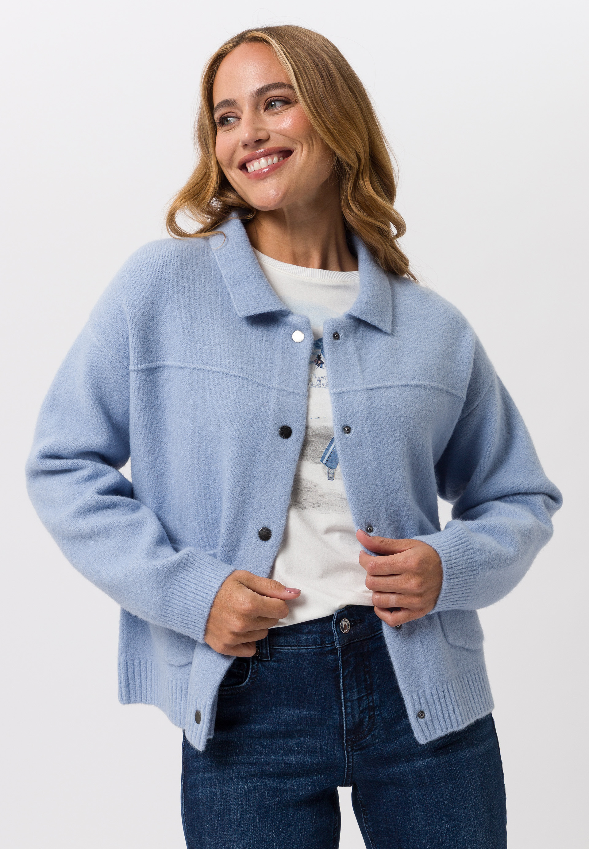 Strickjacke mit Rückenknopfleiste - Produktbild 1
