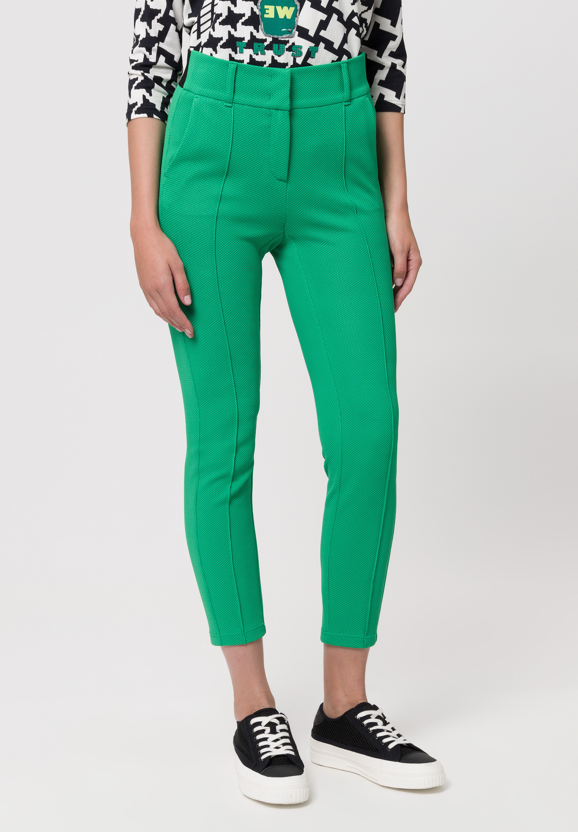 Hose mit abgesetztem Gummizugbund - Bild 1 Hose mit abgesetztem Gummizugbund - Bild 1