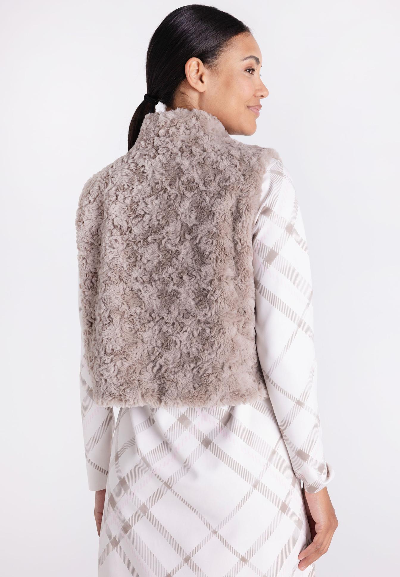 faux-fur-vest, Schafsleder-Optik, beige, Weste, Außenbekleidung, Fellweste, Fake-Fell, Lammfelllook, Weste, Mantel, Weste, Fleece, Samtig, Beige, Schulterblende