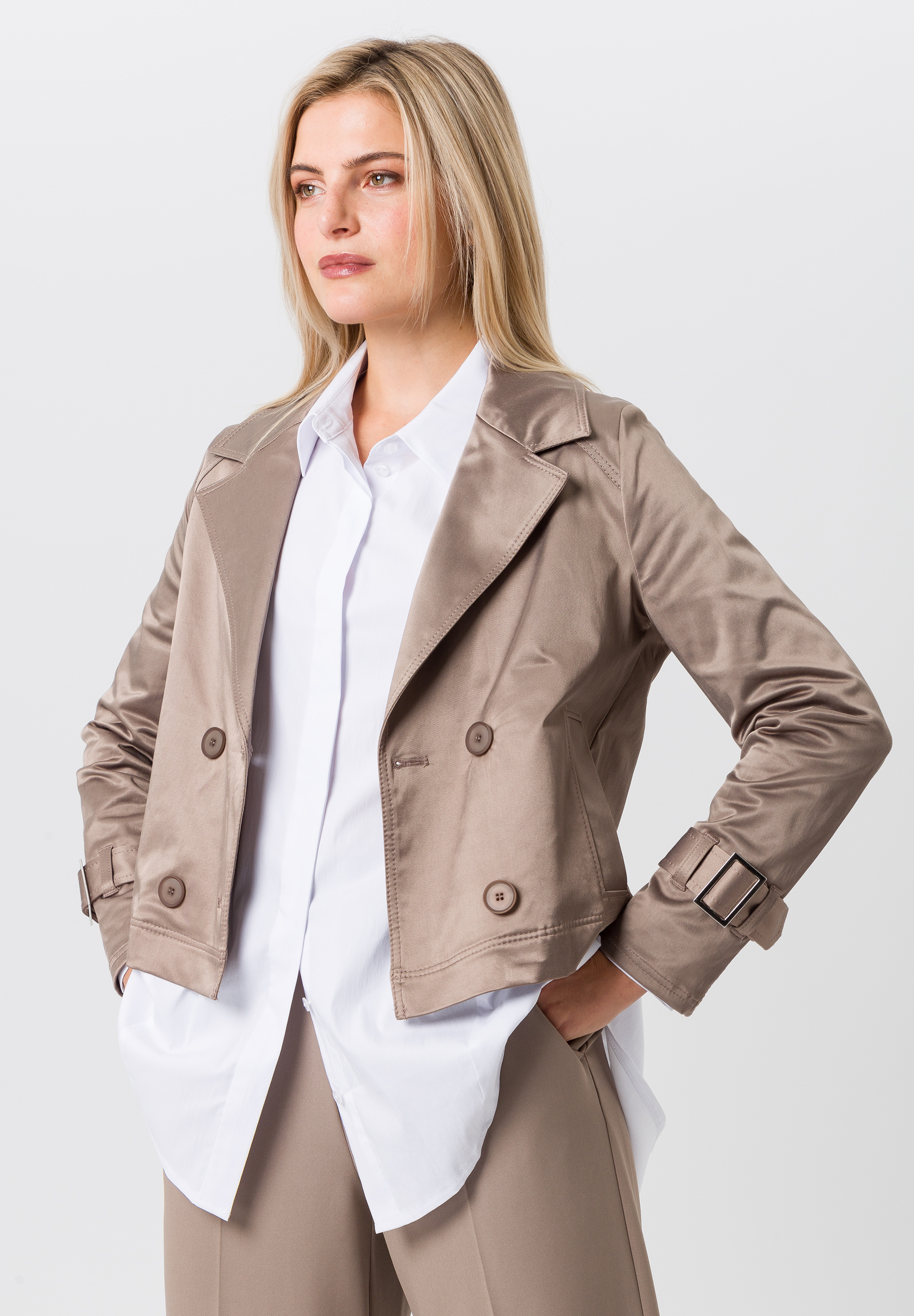 Blazer mit edlem Glanz - Bild 1