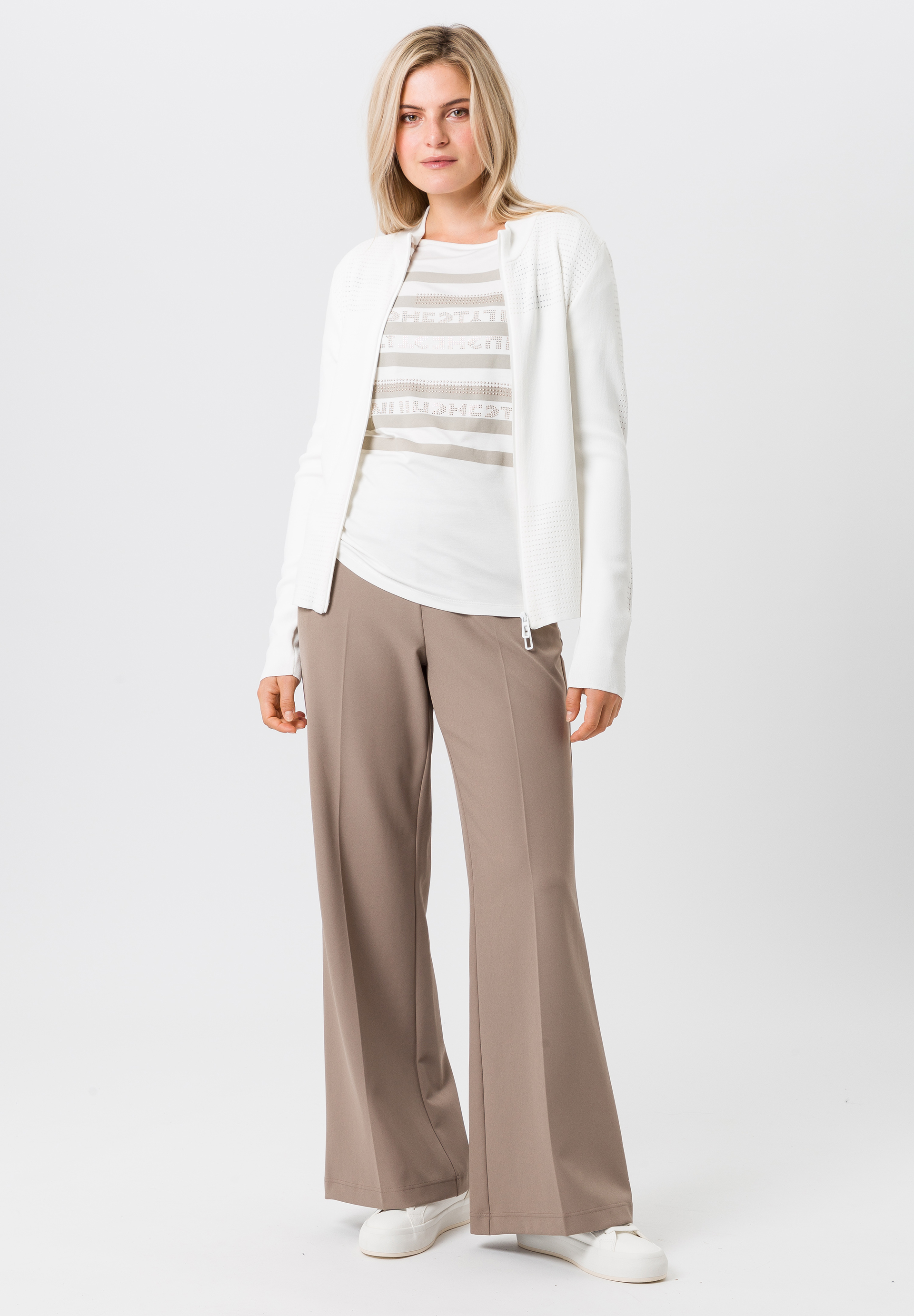 Trousers with flared leg - Bild 3 Trousers with flared leg - Bild 3