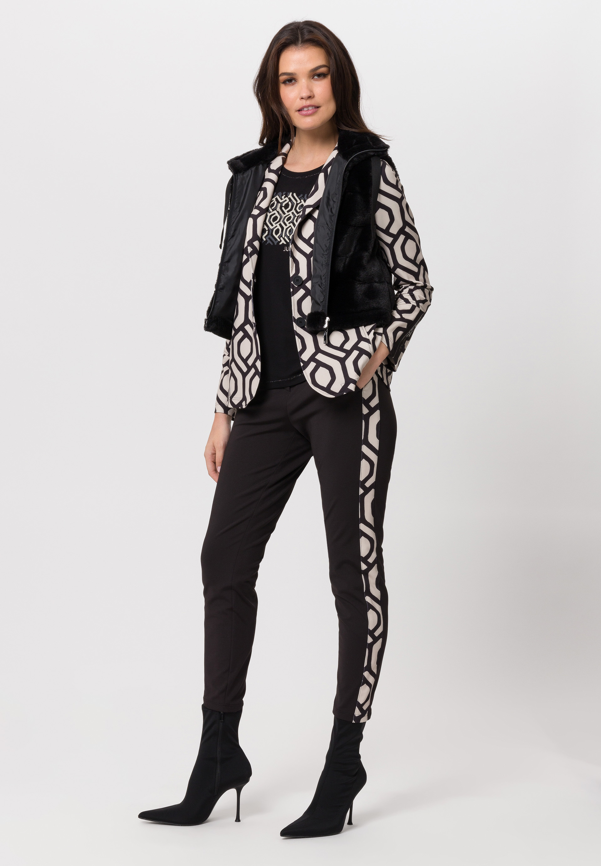 Hose mit gemusterten Kontraststreifen - Produktbild 2