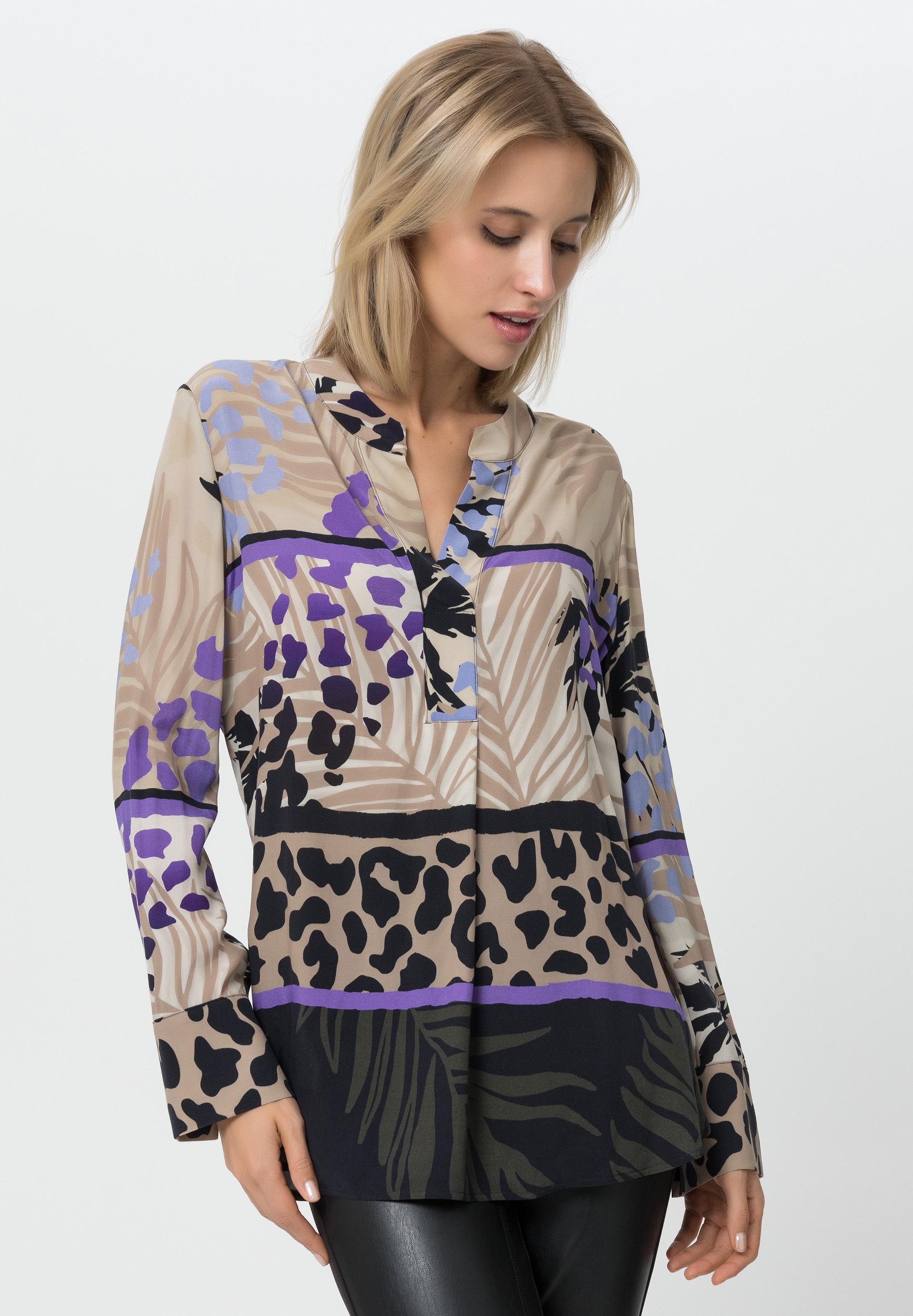 Blouse with colour blocking and pattern mix - Product Image 1