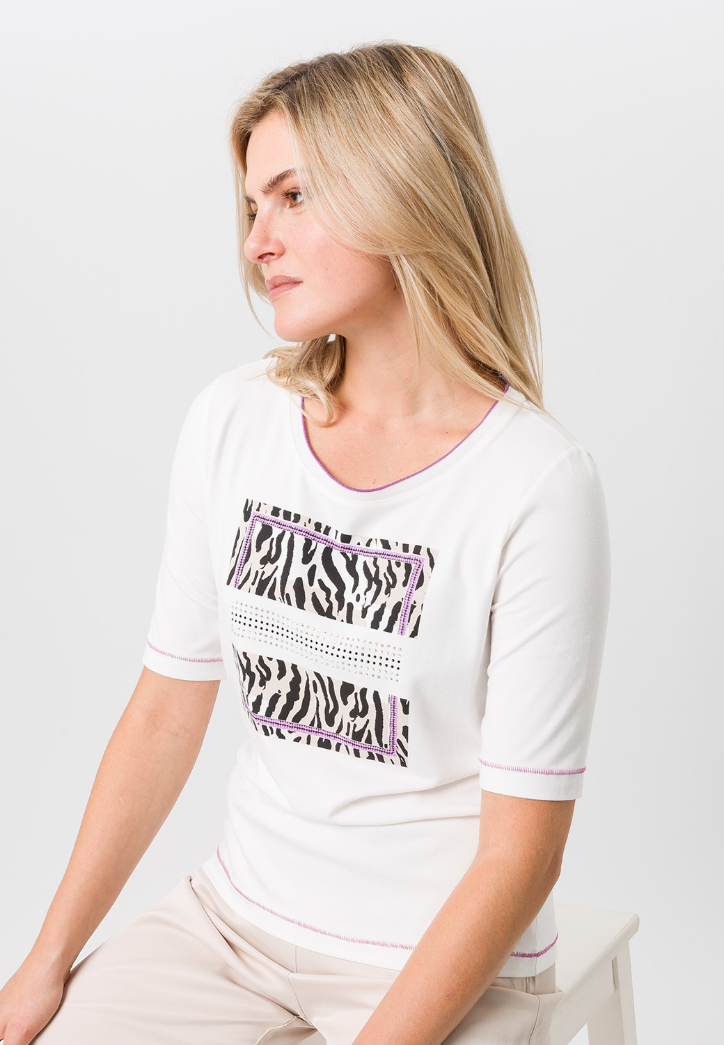 Kurzarmshirt in moderner Optik - Bild 4