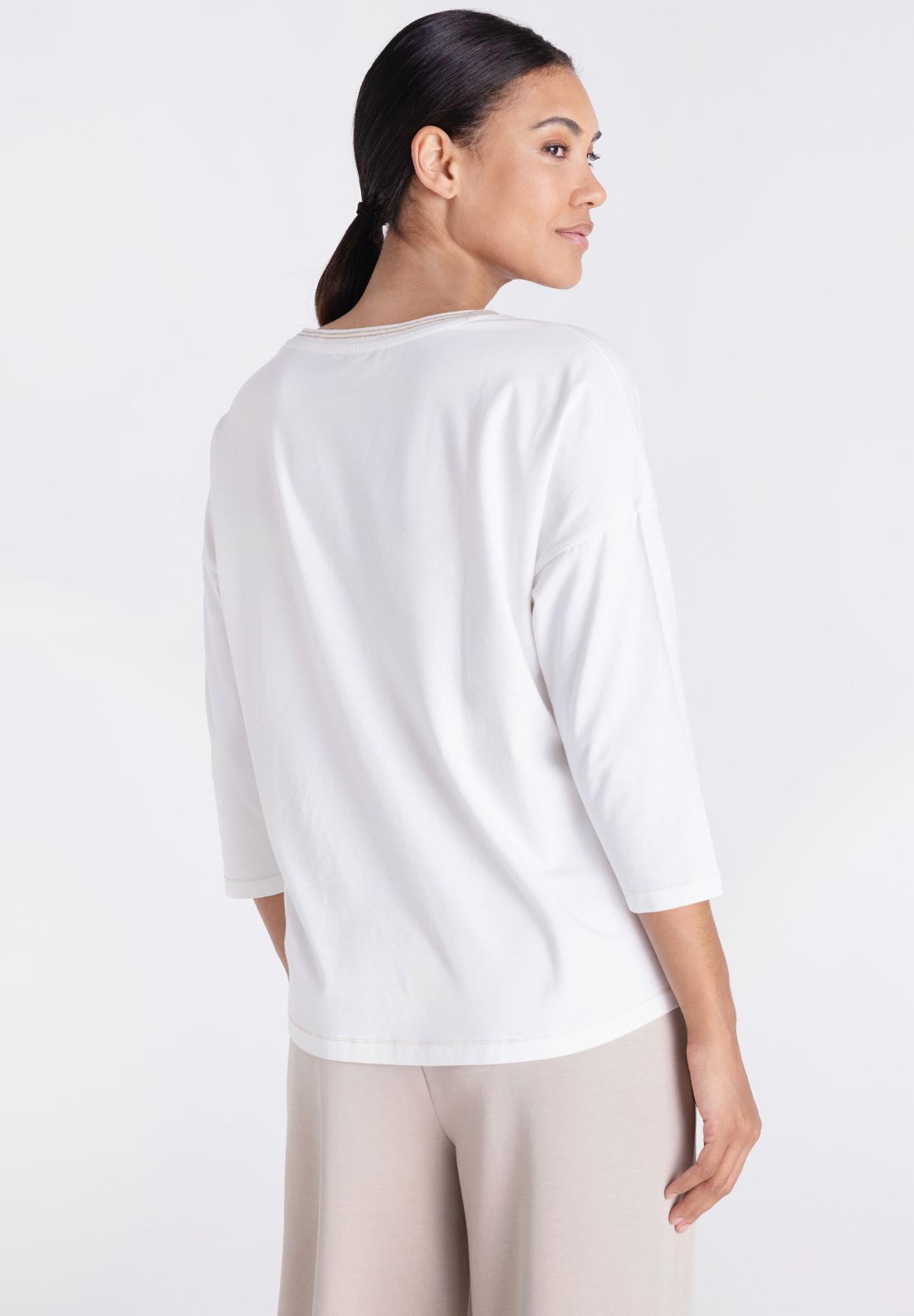 white top, 3/4 sleeve, loose fit, tunic, cotton?, weißes shirt, langarm shirt, oversized fit,  Baumwolle?, weisses tee, langsame, weiß, t-shirt, weitepassform, rückansicht