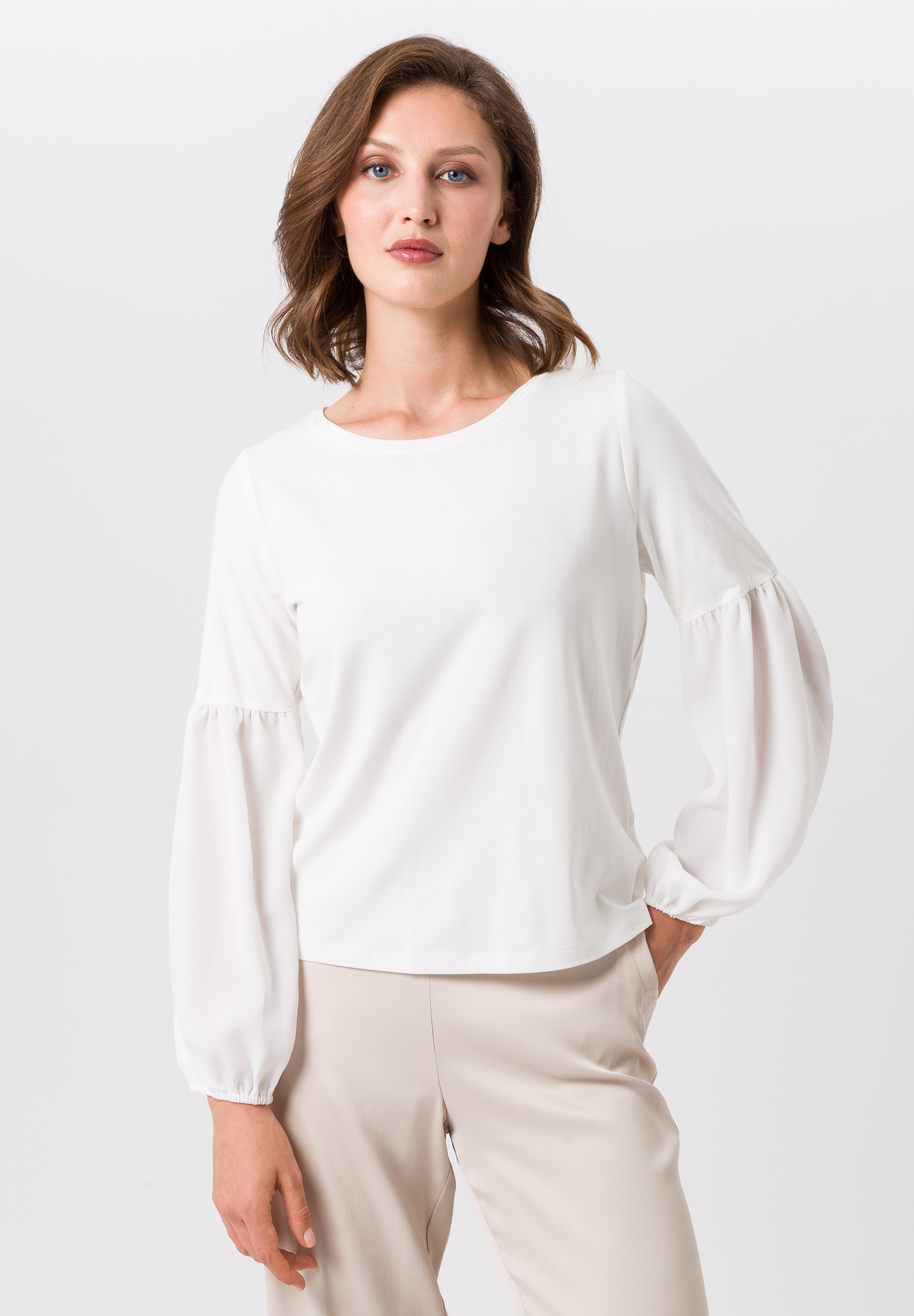Langarmshirt mit weitem Ärmel
