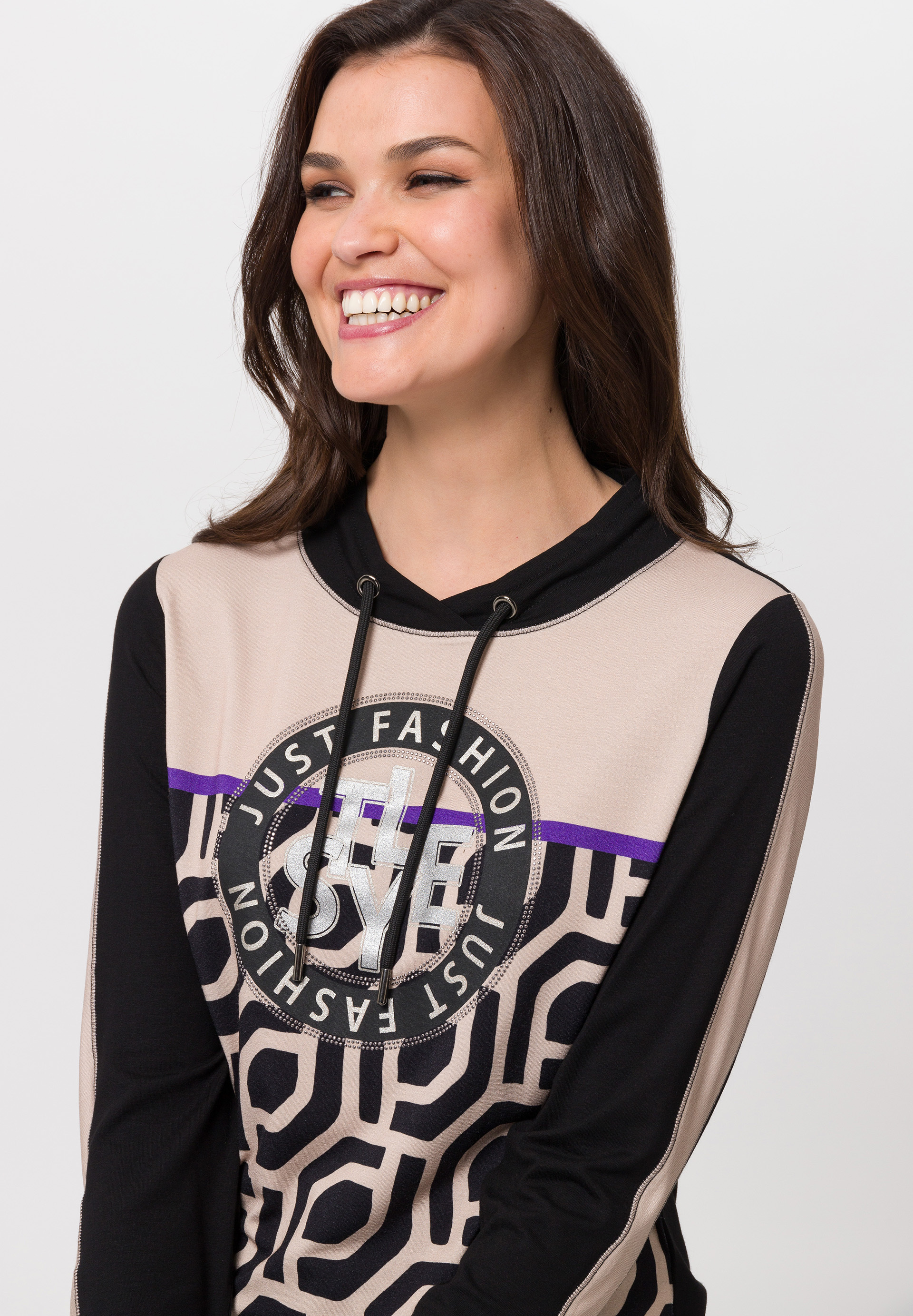 Long sleeve shirt with front print and contrasting stripes - Bild 4 Long sleeve shirt with front print and contrasting stripes - Bild 4