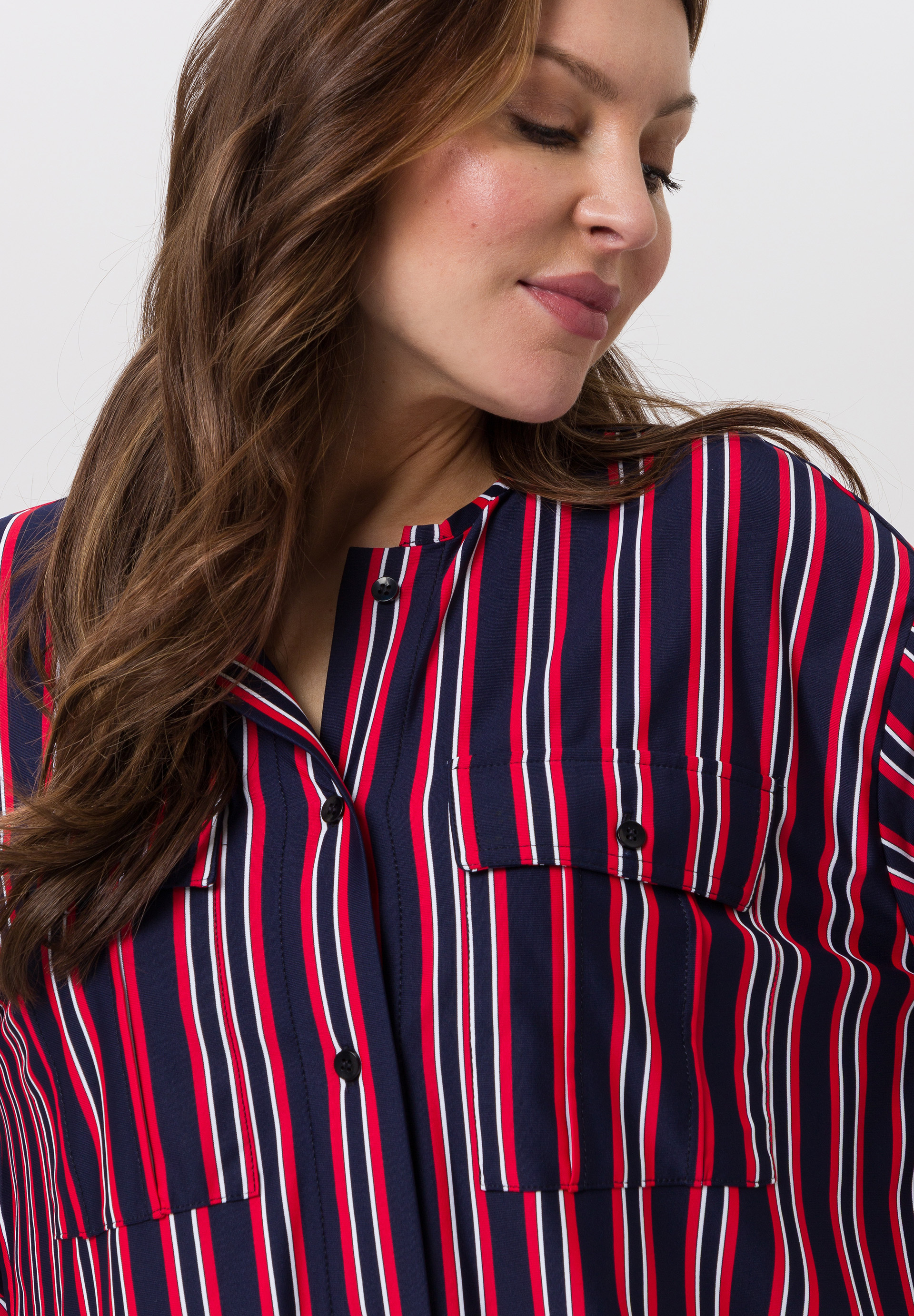Bluse mit Brusttaschen - Bild 4 Bluse mit Brusttaschen - Bild 4