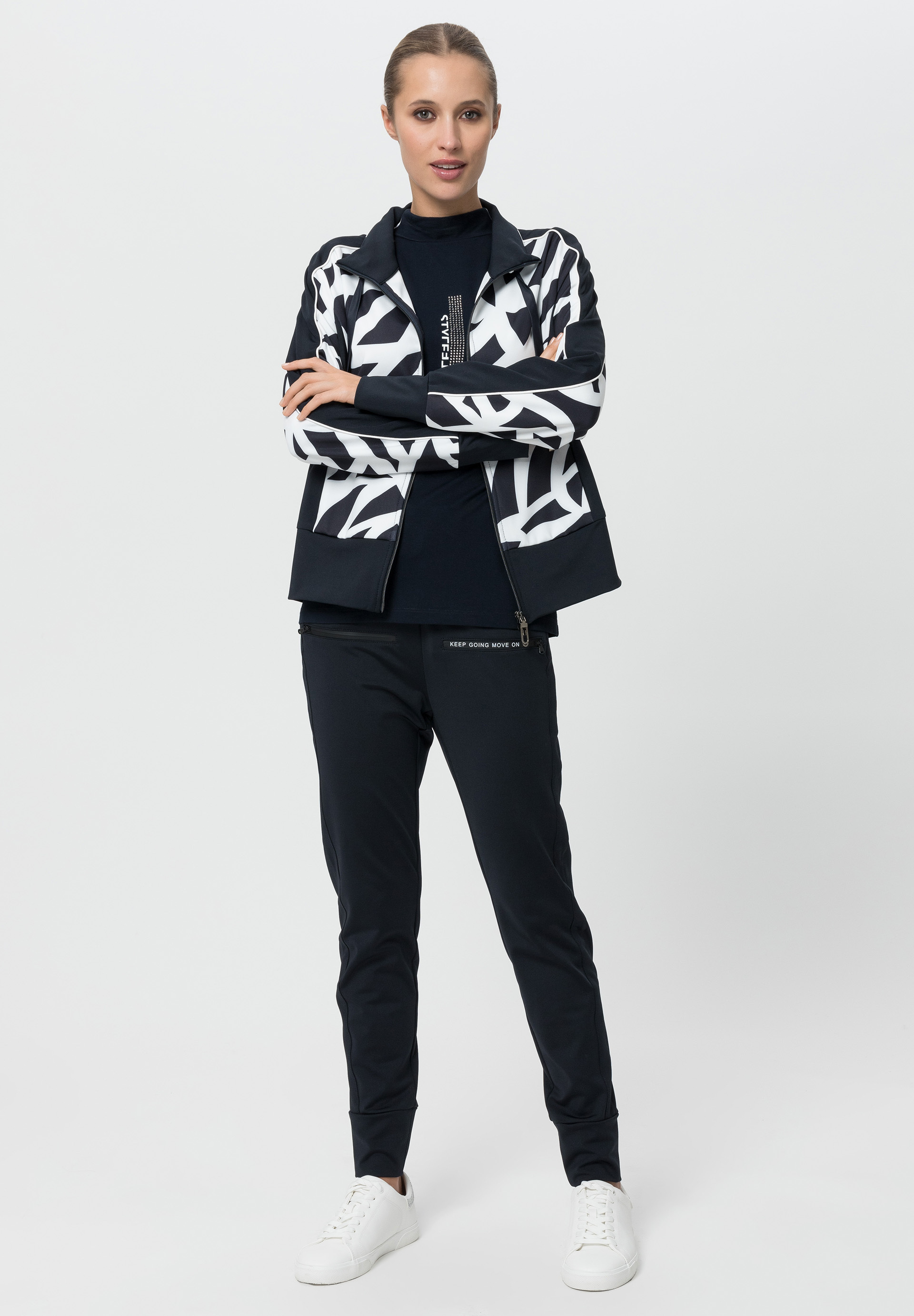 Jacket with stand-up collar with drawstring - Product Image 2