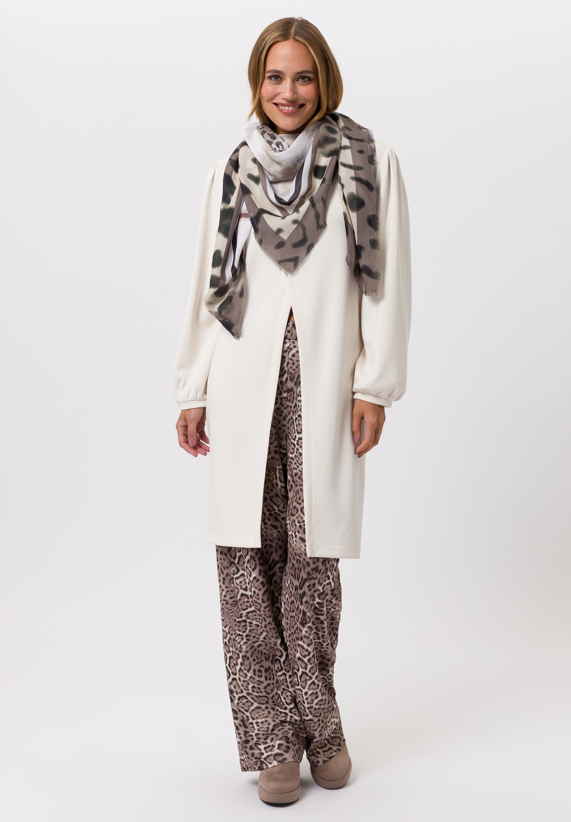 Halstuch, Mantel, Erwachsener, Person, Frau