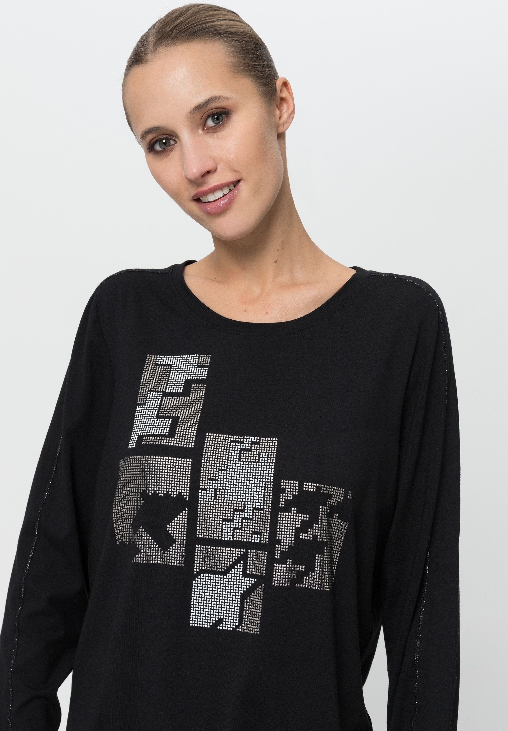 Bekleidung, Langarm, Ärmel, T-Shirt, Person, Bekleidung, Langarm, Ärmel, T-Shirt, Person, Bekleidung, Langarm, Ärmel, T-Shirt, Person