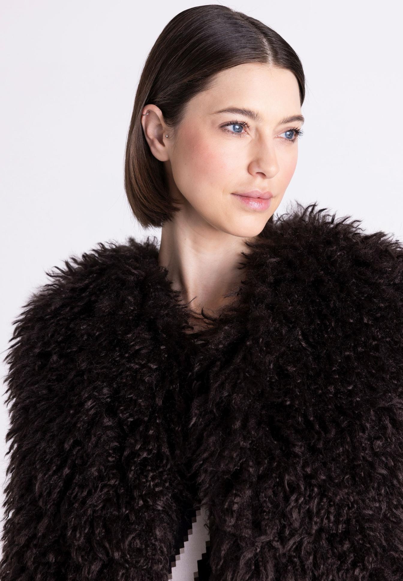 schwarze pelzjacke, Felleimitat, kuschelige jacke, teilpelz, damen, faux fur, plush coat, black, coat, outerwear, femme, haar, jacket, furry, mantel, pelzjacke, schwarz, faserig, jacke, mode