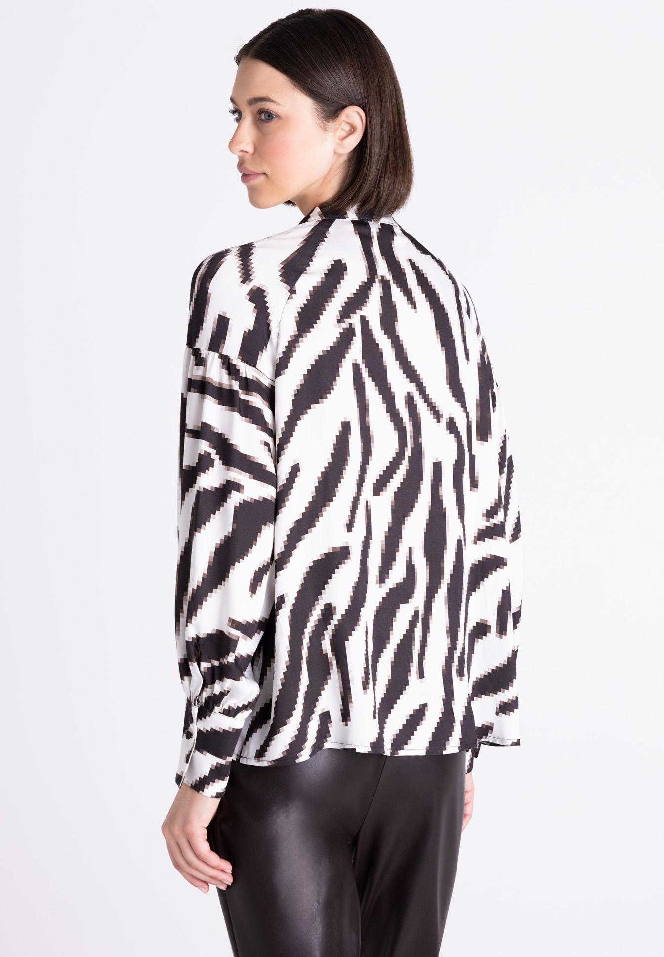 Bluse, Zebra Muster, Langarm, Weiß Schwarz, Oversize, Blusentop, Zebra Muster, Langarm, Schwarz Weiß, oversize, Bluse, Zebra-Muster, Langarm, Viscose, Schwarz-Weiß