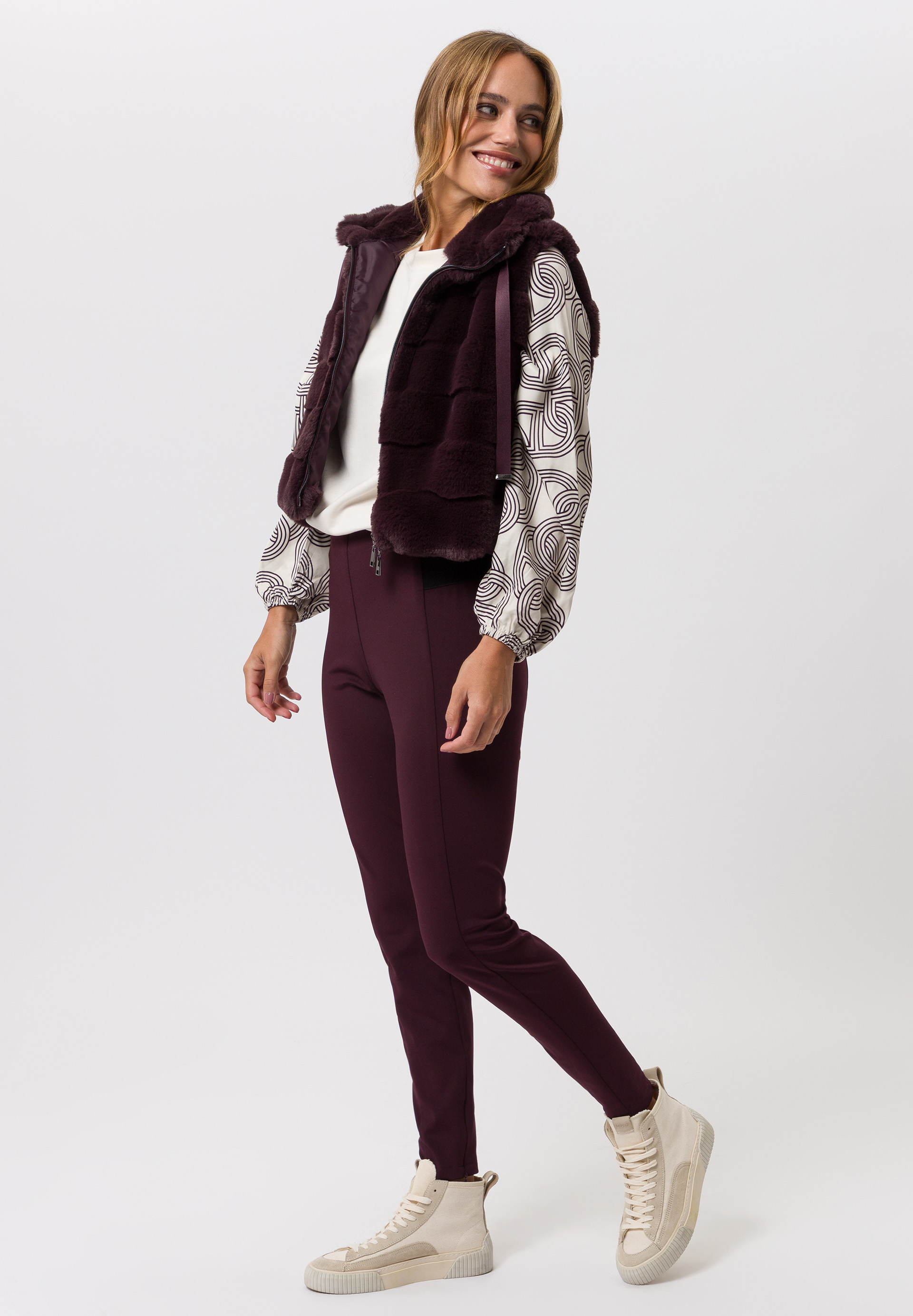 Langarm, Mantel, Schuh, Jacke, Person