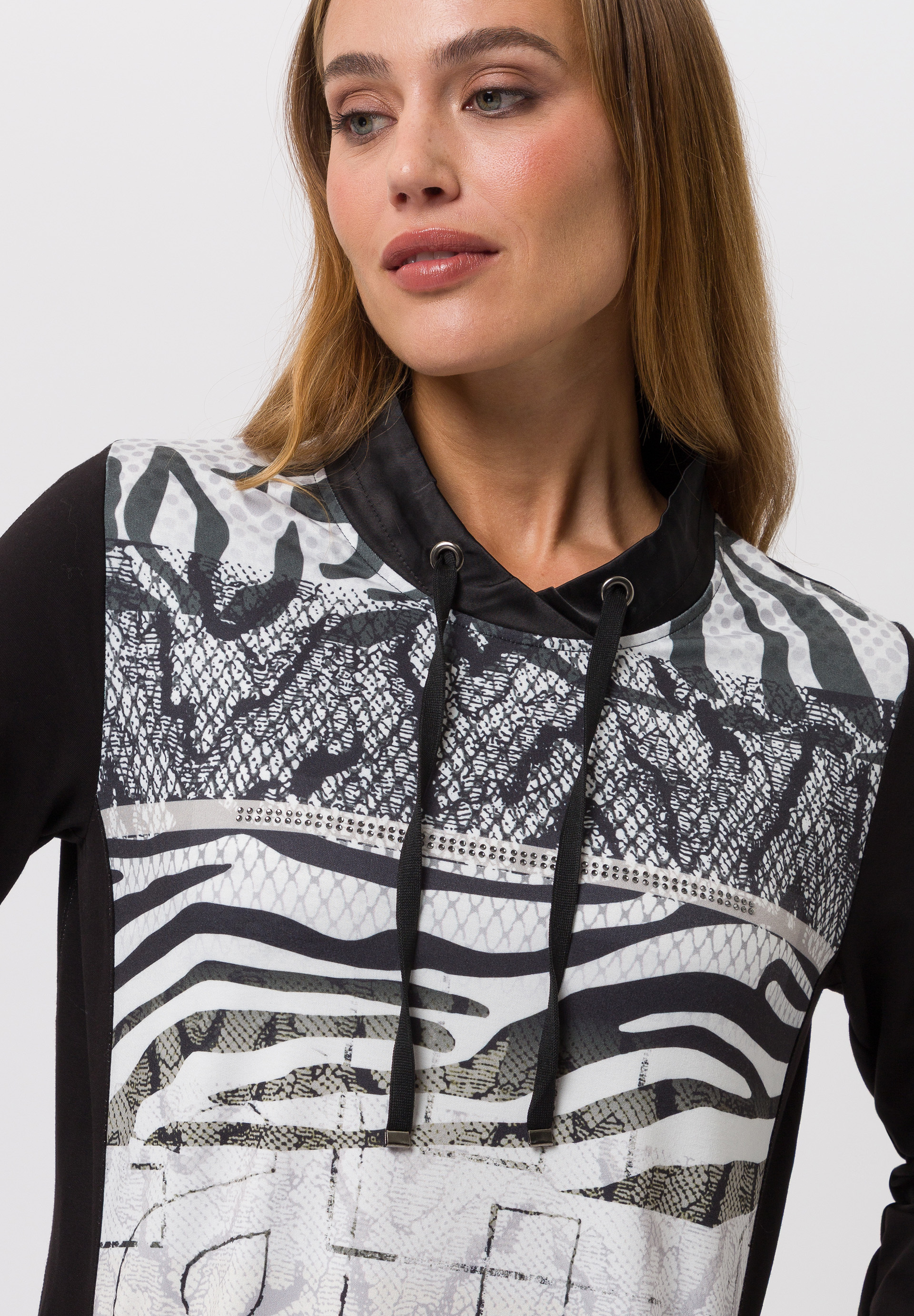 Kleid mit Statement-Print - Bild 4 Bluse, Weste, Jacke, Person, Frau, Bluse, Weste, Jacke, Person, Frau, Bluse, Weste, Jacke, Person, Frau, Bluse, Weste, Jacke, Person, Frau, Bluse, Weste, Jacke, Person, Frau, Bluse, Weste, Jacke, Person, Frau, Bluse, Weste, Jacke, Person, Frau
