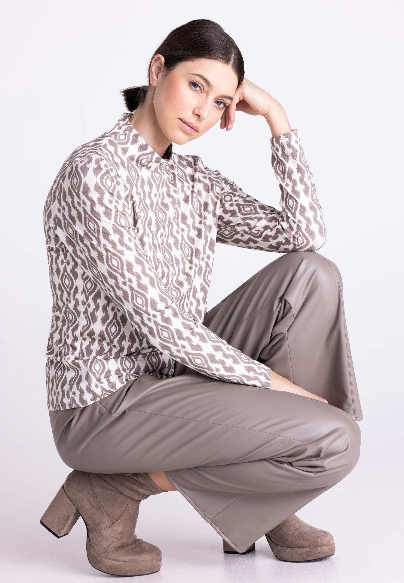 langermuster, pullover, langarmshirt, rollkragen, neutrale-farben, Pullover, Ikat-Muster, Langarm, Kleidung, Top, Ikat, Pullover, Langarm, Weißgrau, Muster