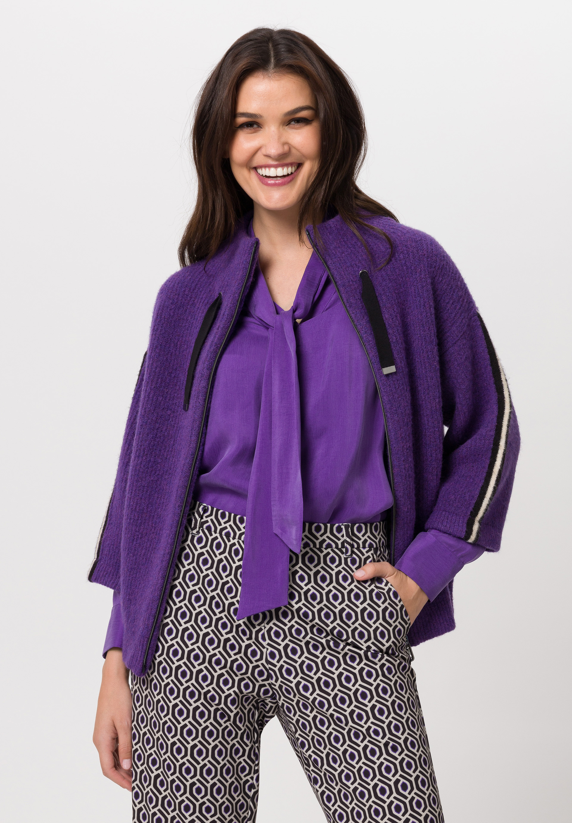 Strickjacke in lässiger Passform