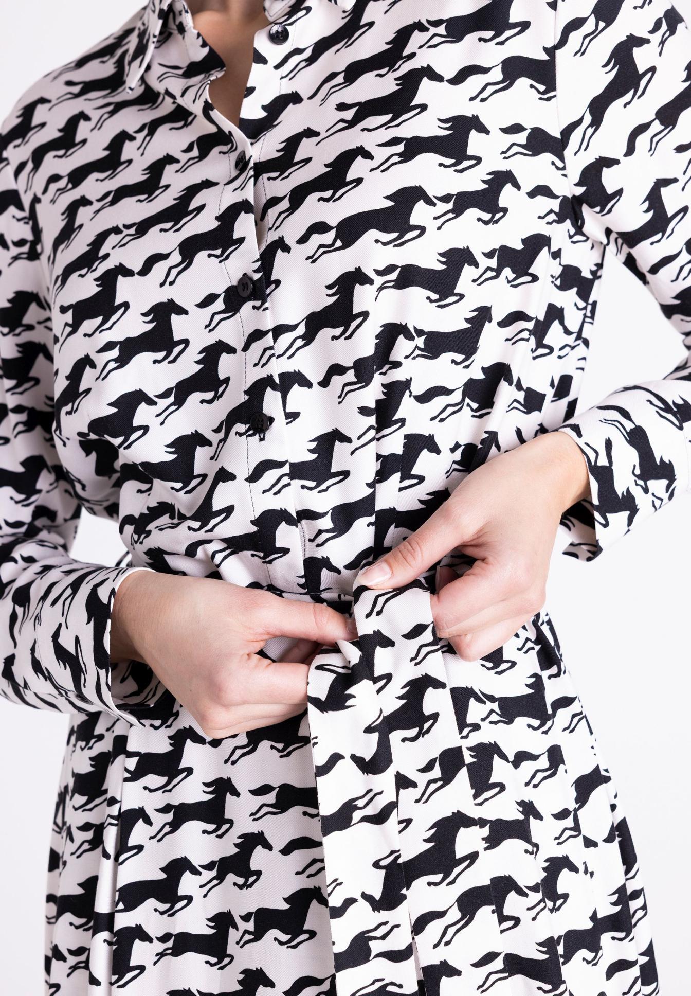 shirt, pattern, pony, long-sleeve, waist-t belt, shirt, button-front, long-sleeve, horse-pattern, black-white, dress, shirt dress, horse print, black white, belted, Hemd, Pferdeprint, Langarm, Knopfverschluss, Bindeverschluss, Hemd, Pferdeprint, Kragen
