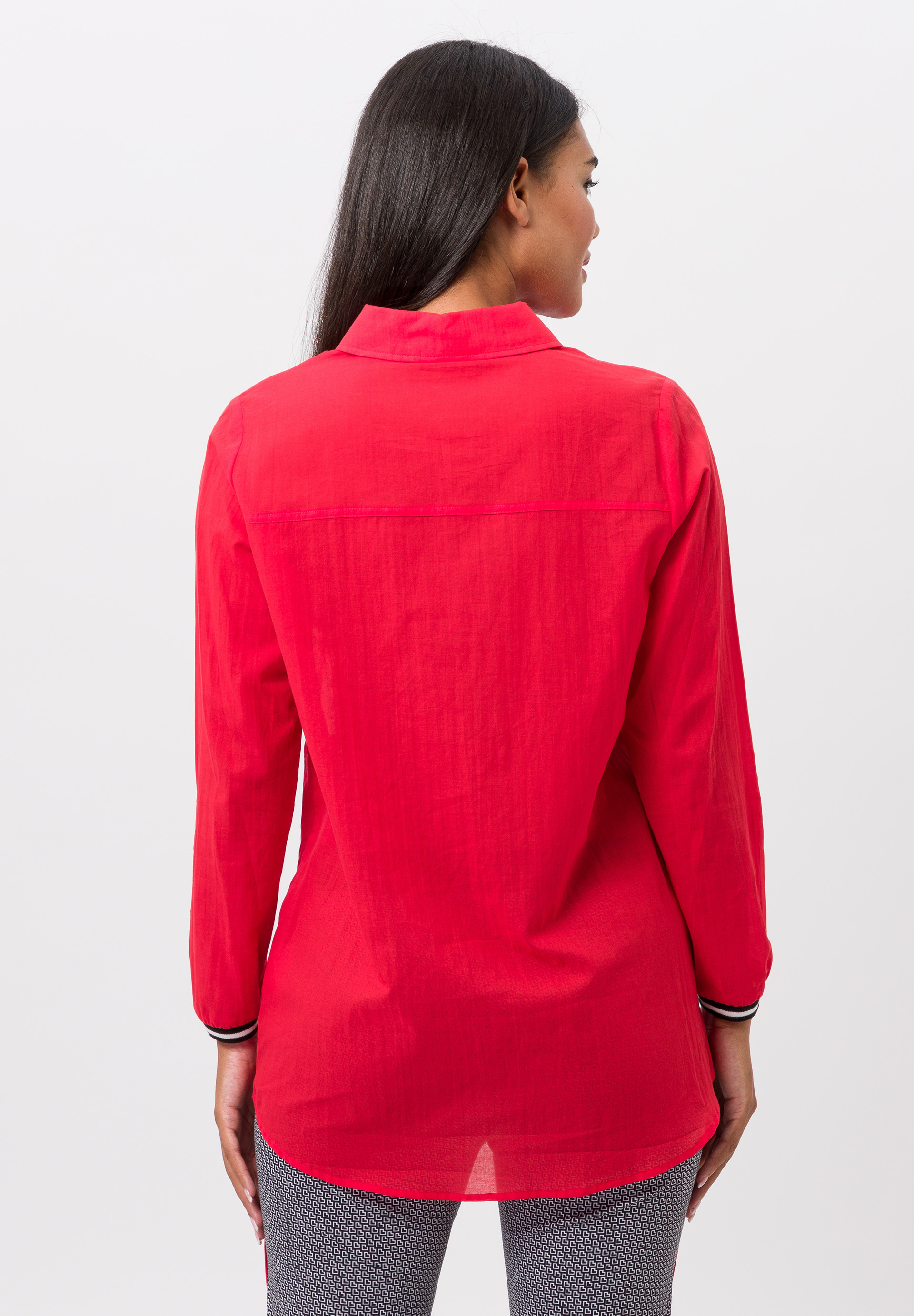 Longstyle-Bluse mit klassischem Blusenkragen - Bild 2