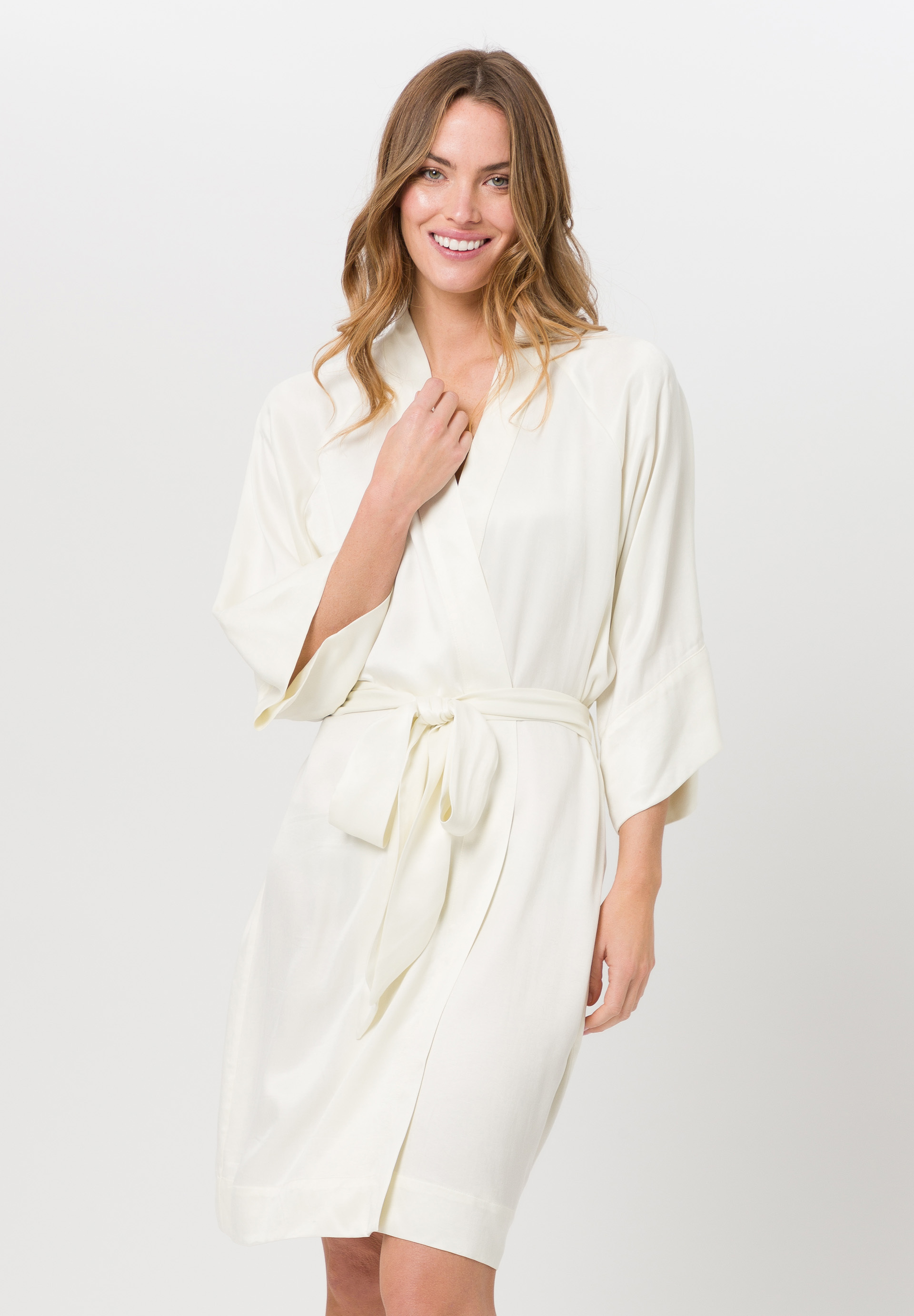 Kimono aus dem veganen Cupro - Produktbild 1