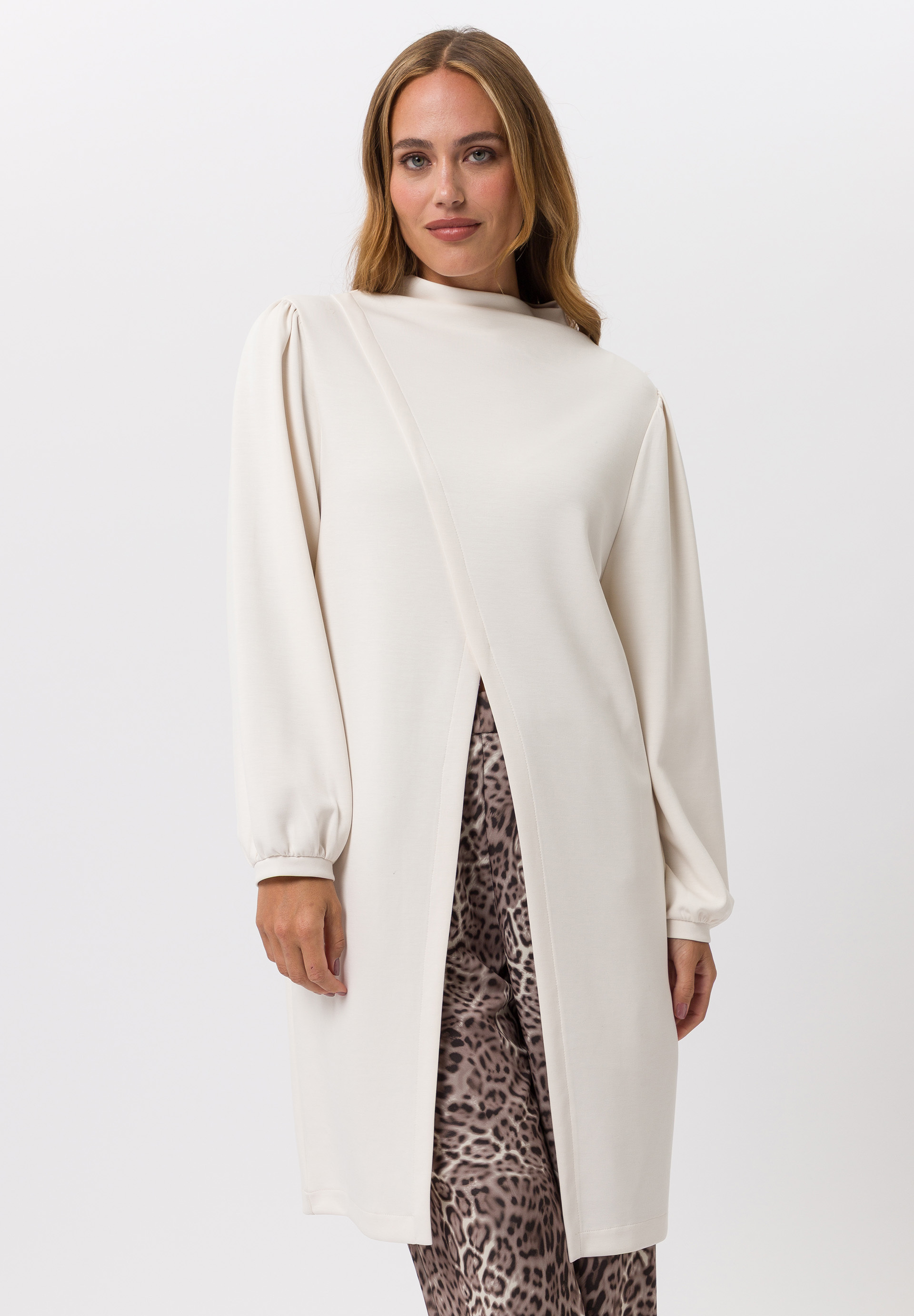 Kleid mit Rückendetail - Bild 1 Bekleidung, Mantel, Langarm, Ärmel, Laborkittel, Bekleidung, Mantel, Langarm, Ärmel, Laborkittel