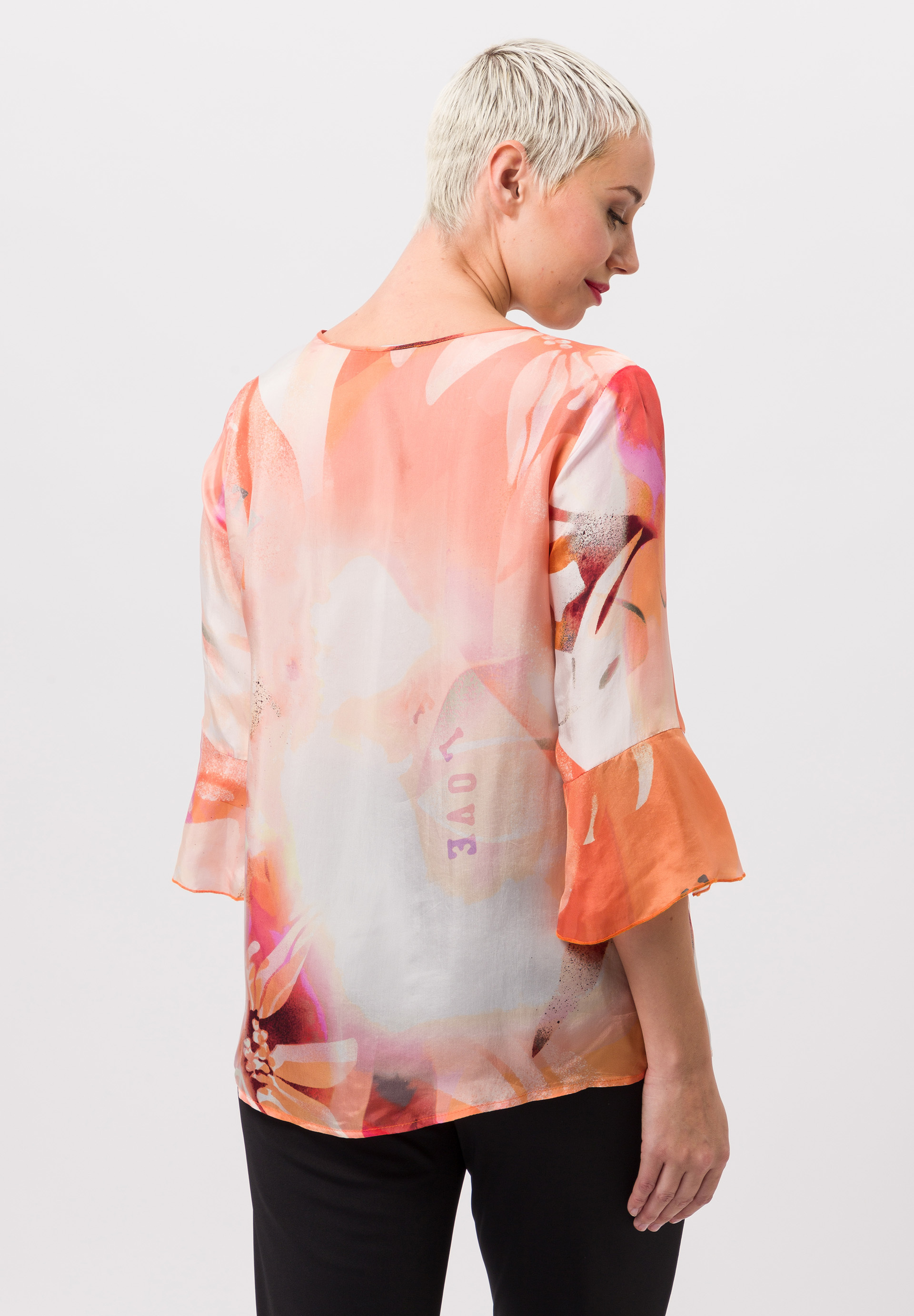 Bluse mit sommerlichem Alloverprint - Bild 2