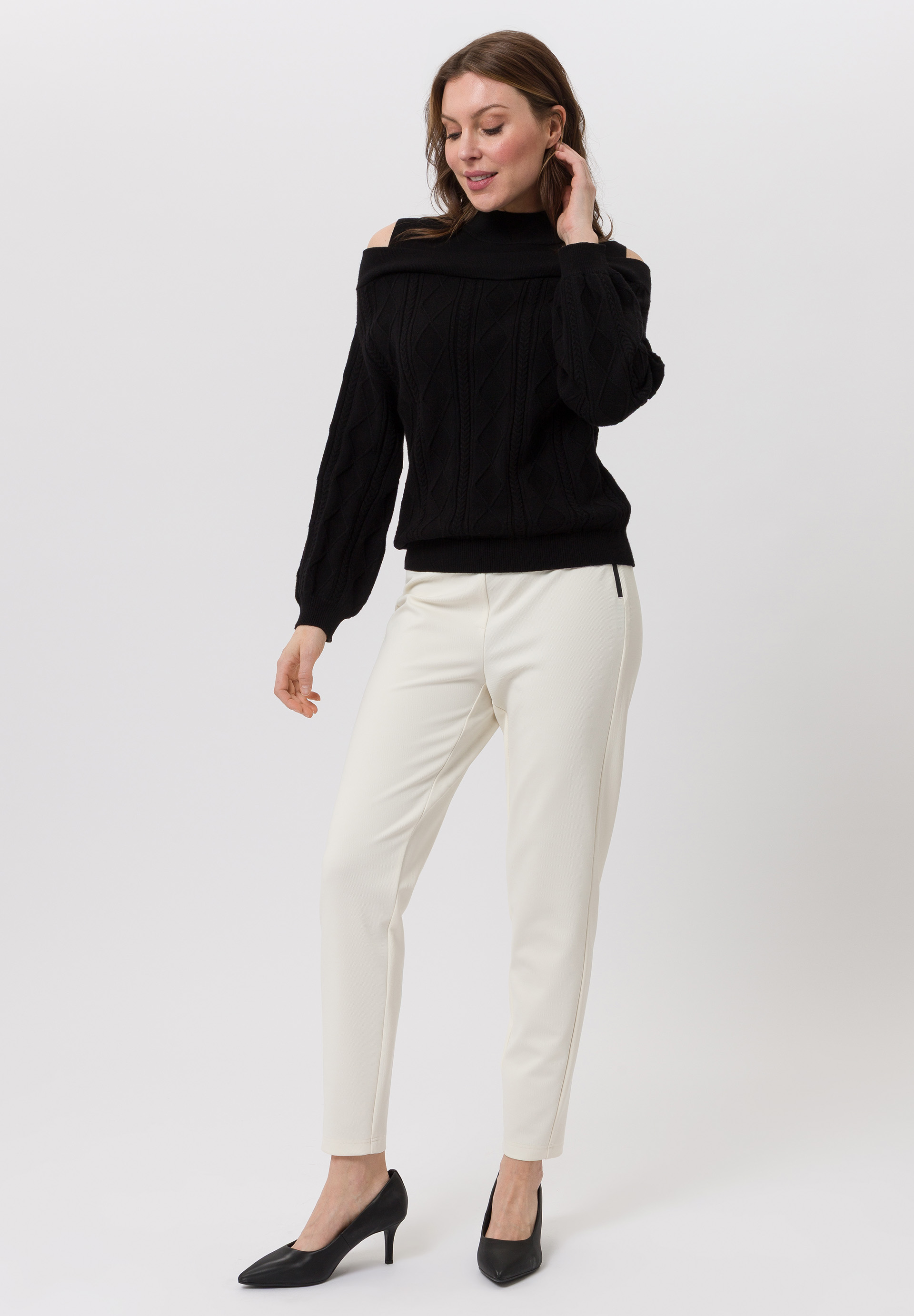 Bluse, Hosen, Langarm, Person, Frau