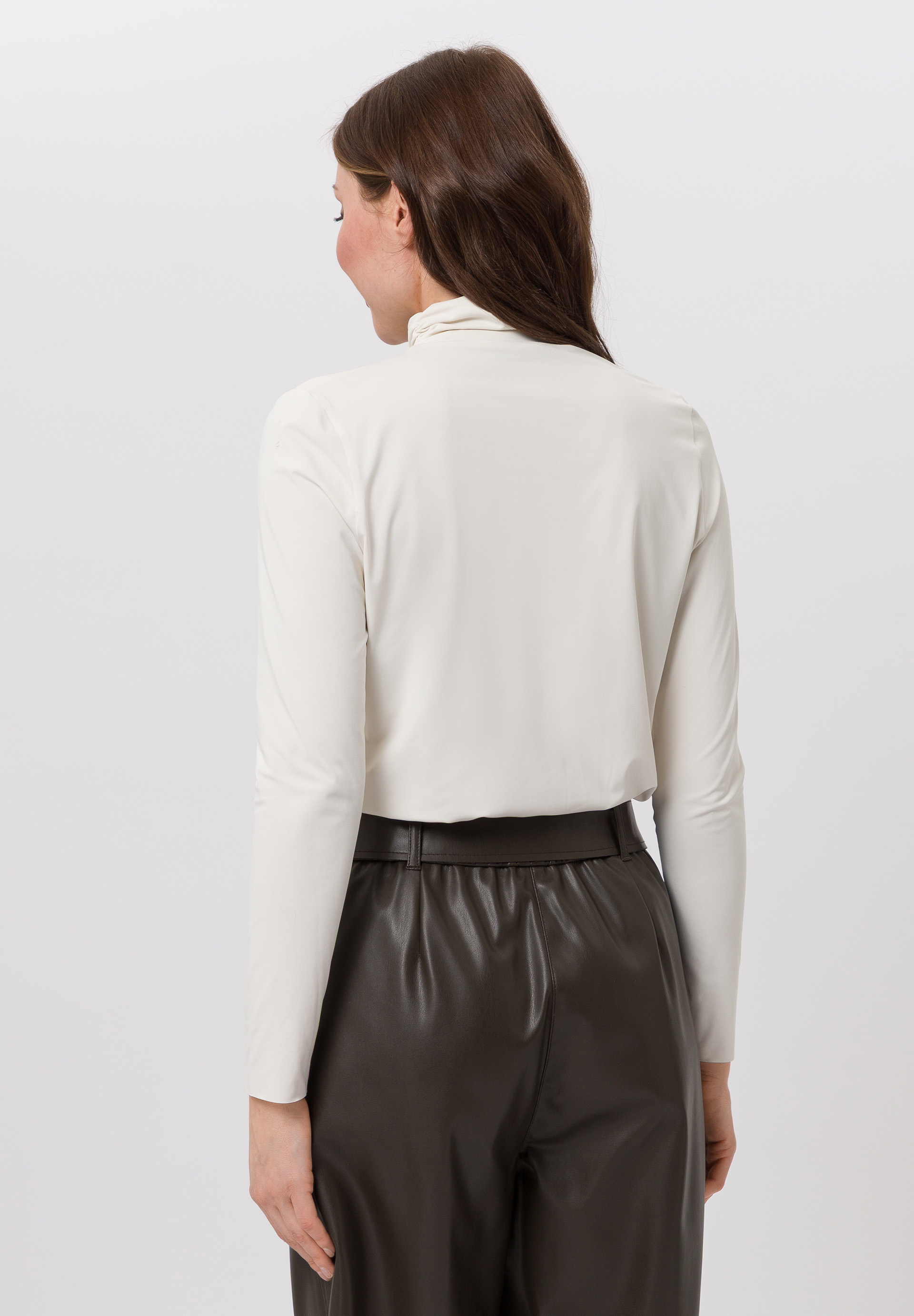 Shirt With gathering detail at the neck - Bild 2 Bluse, Langarm, Hemd, Person, Frau, Bluse, Langarm, Hemd, Person, Frau, Bluse, Langarm, Hemd, Person, Frau, Bluse, Langarm, Hemd, Person, Frau, Bluse, Langarm, Hemd, Person, Frau, Bluse, Langarm, Hemd, Person, Frau, Bluse, Langarm, Hemd, Person, Frau
