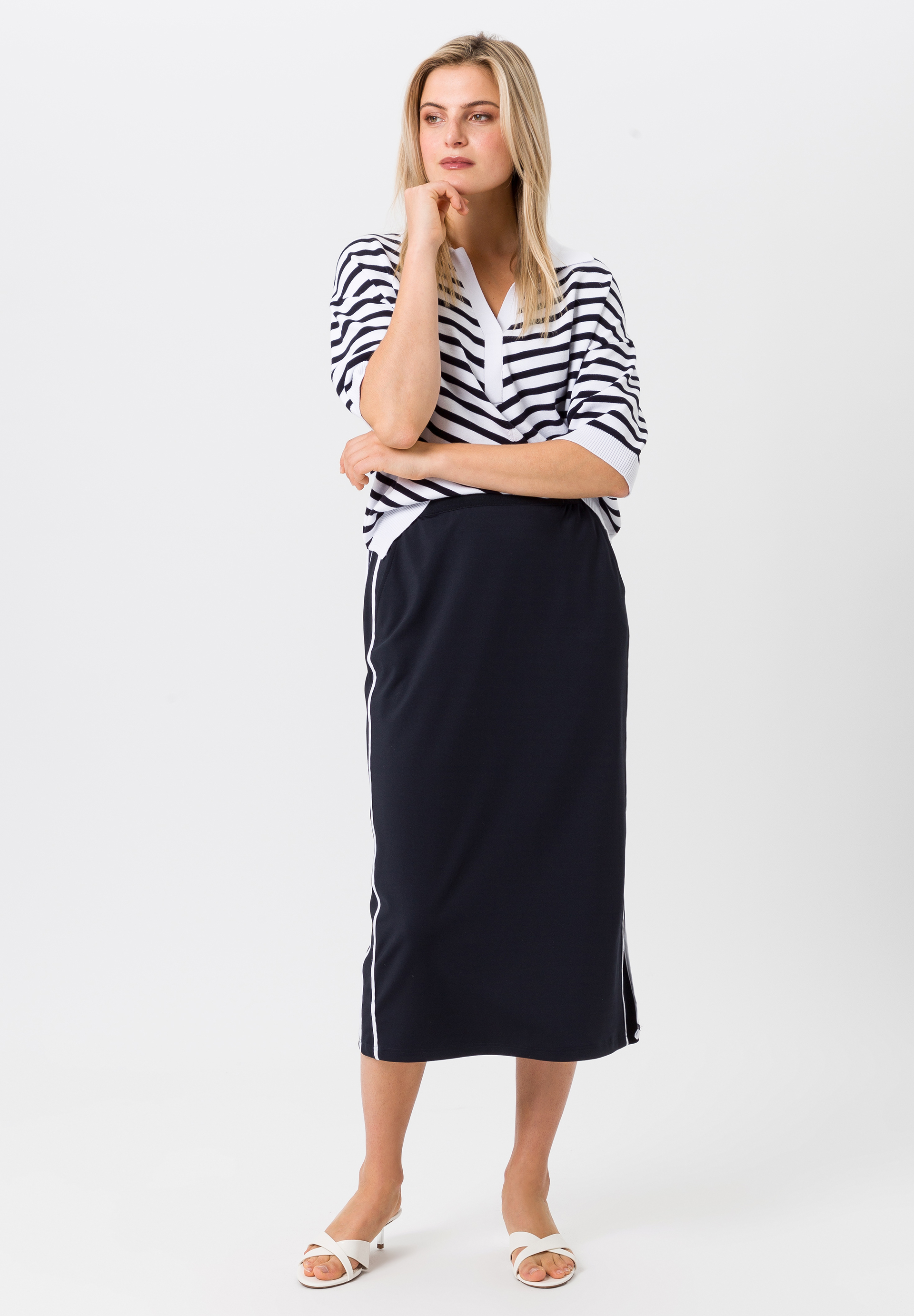 Pencil skirt with contrasting stripes Pencil skirt with contrasting stripes - Product Image 2