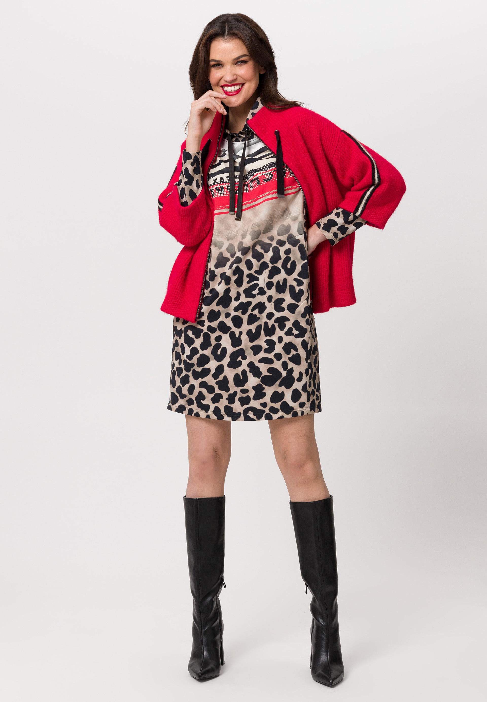 Dress with leopard pattern and print - Product Image 2