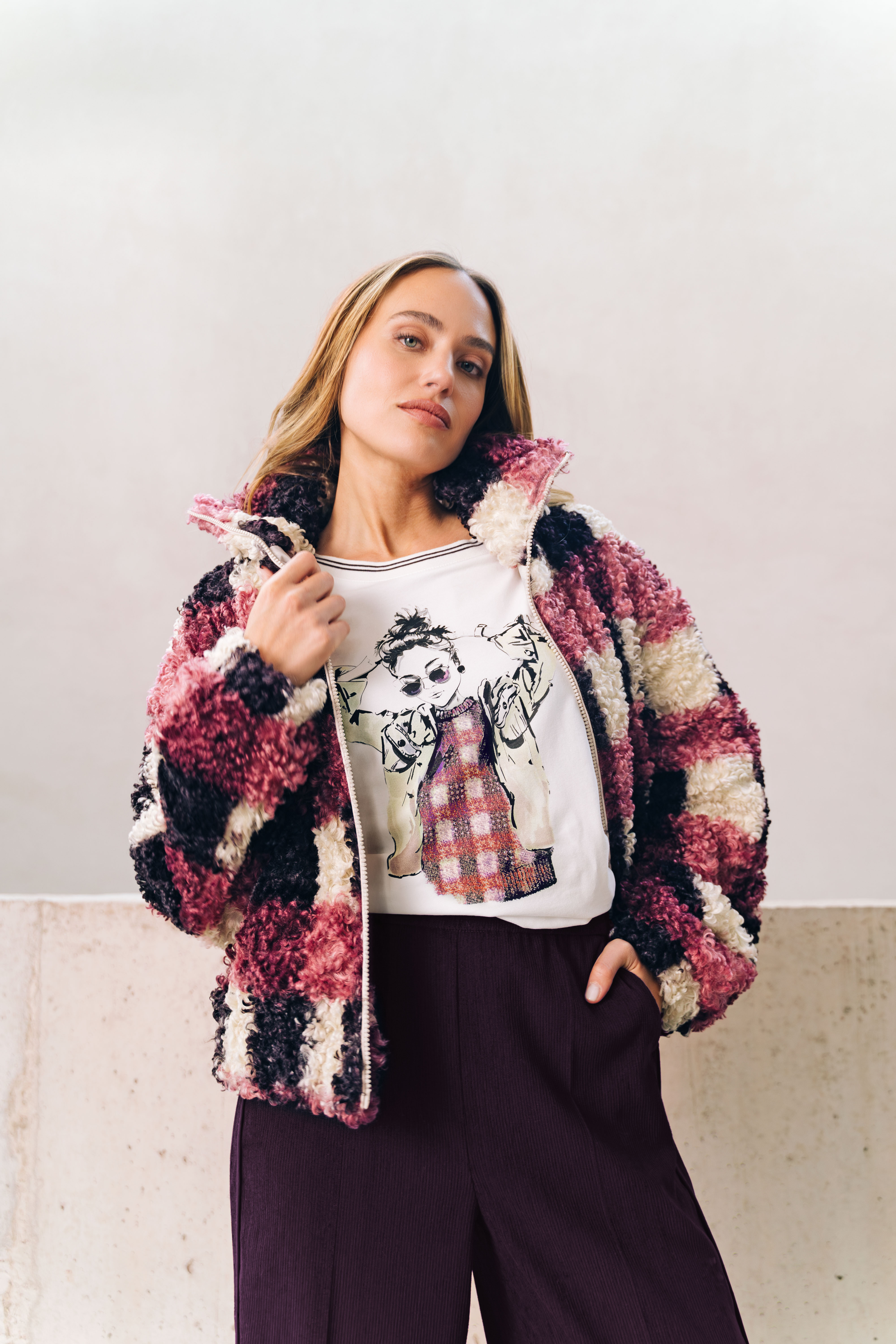 Pulli, Erwachsener, Weiblich, Person, Frau