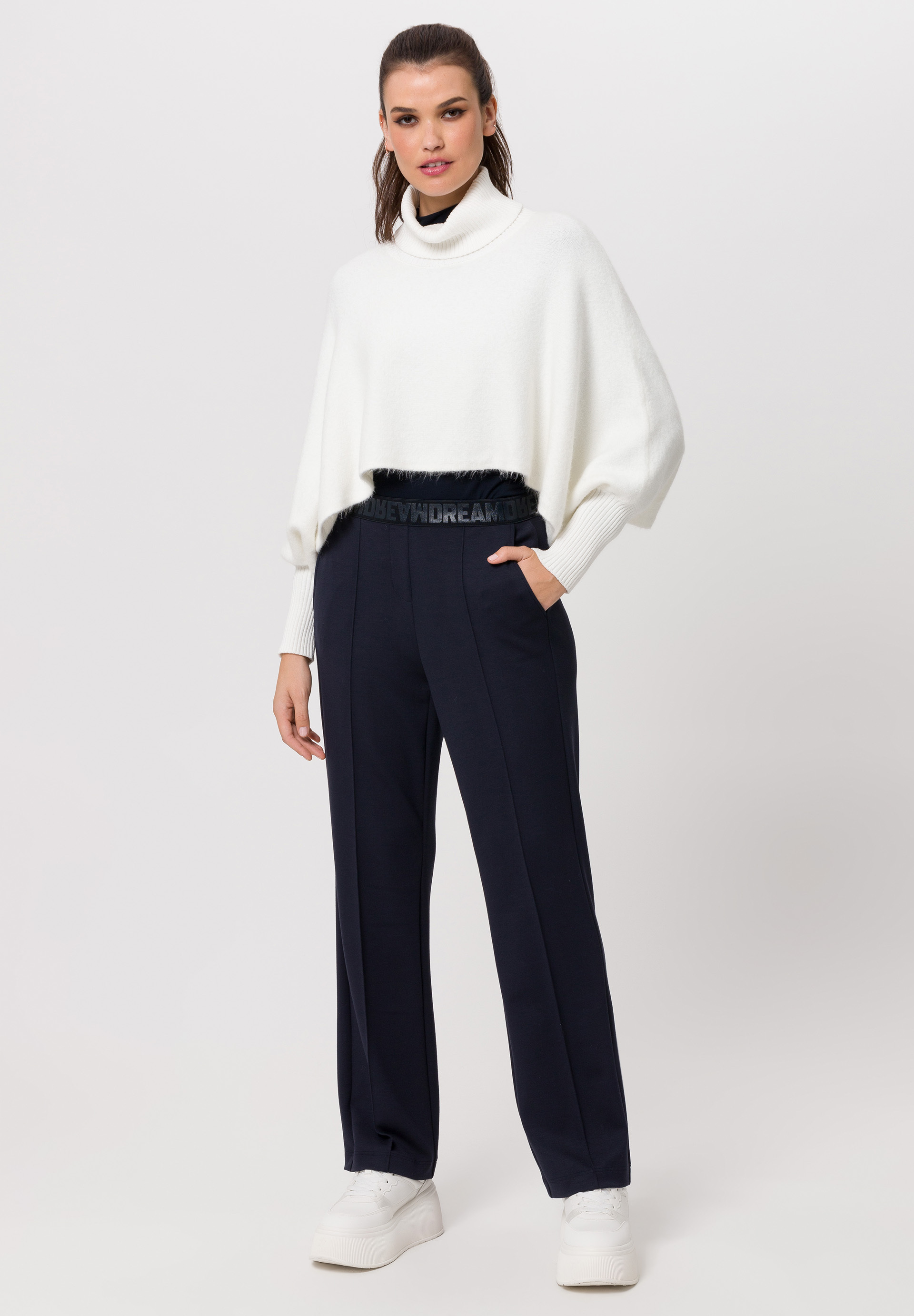 Hose mit bedrucktem Gummizugbund - Produktbild 2