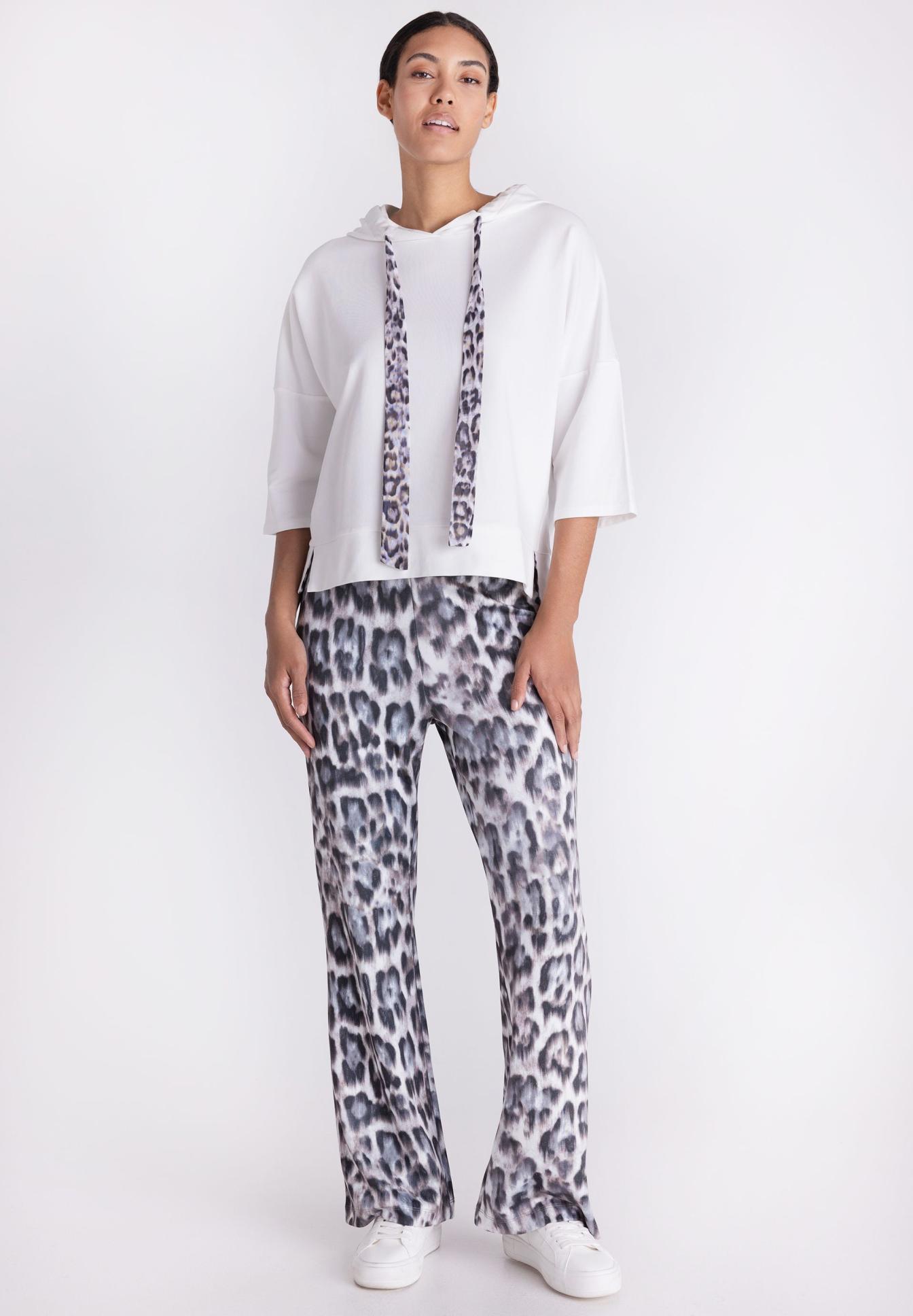 Leopardemuster, Weißes Hoodie, Oversized Hoodie, Lounge Pants, Leo-Print-Set, Hoodie, Weiße Hoodie, Kordeln, Leopardenprint-Hose, Loungewisensemble, weißes hoodie, luftig, oversized, leopard print, bequeme hose