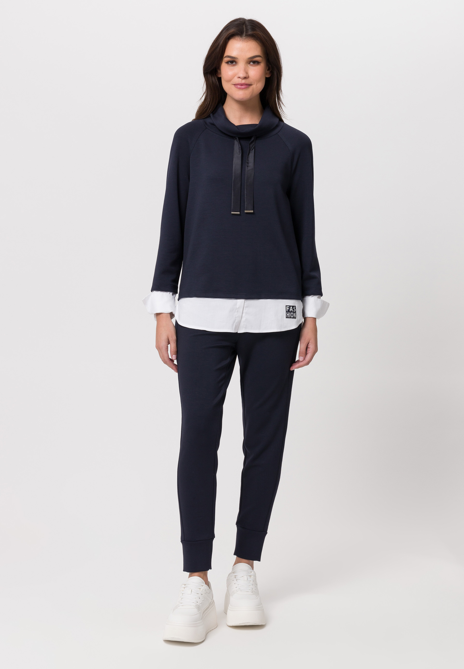 Jogpants mit modischem Print - Produktbild 2