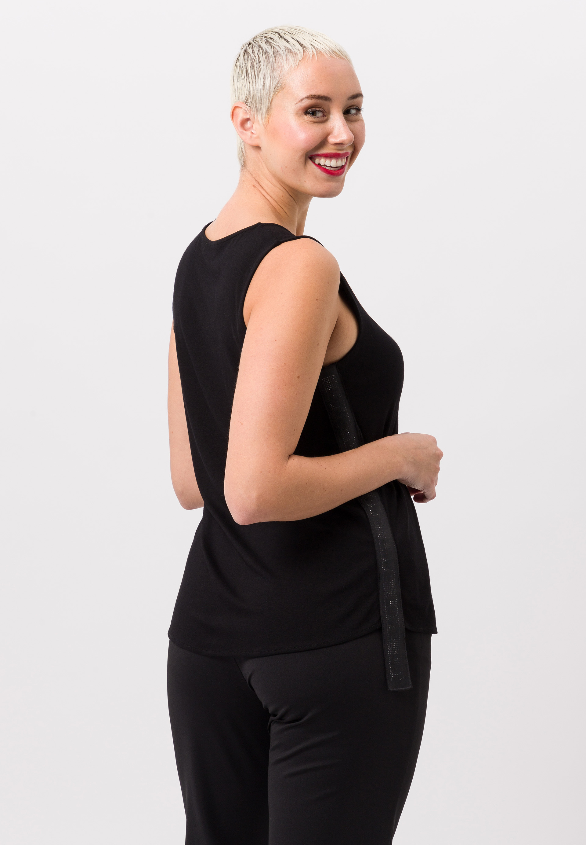 Top mit Glitzersteinen - Bild 2 Top mit Glitzersteinen - Bild 2