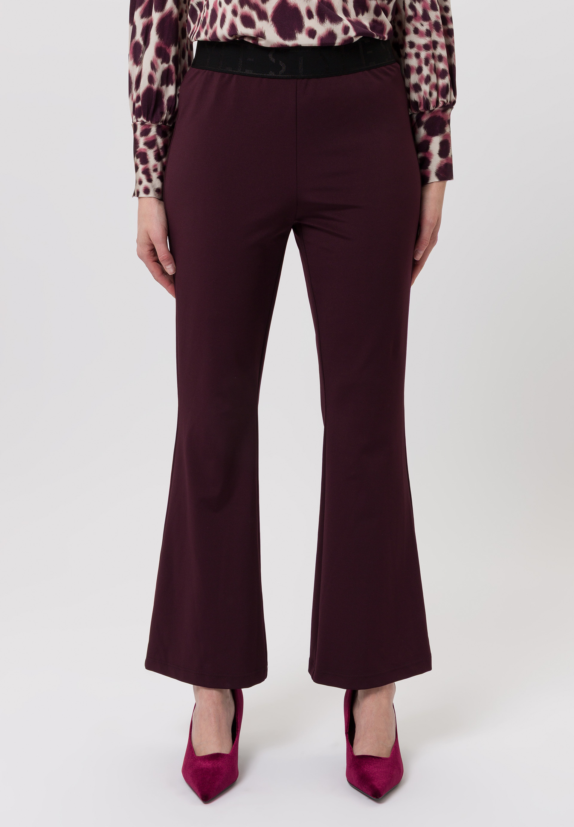 Trousers With stretch waistband Trousers With stretch waistband - Product Image 1