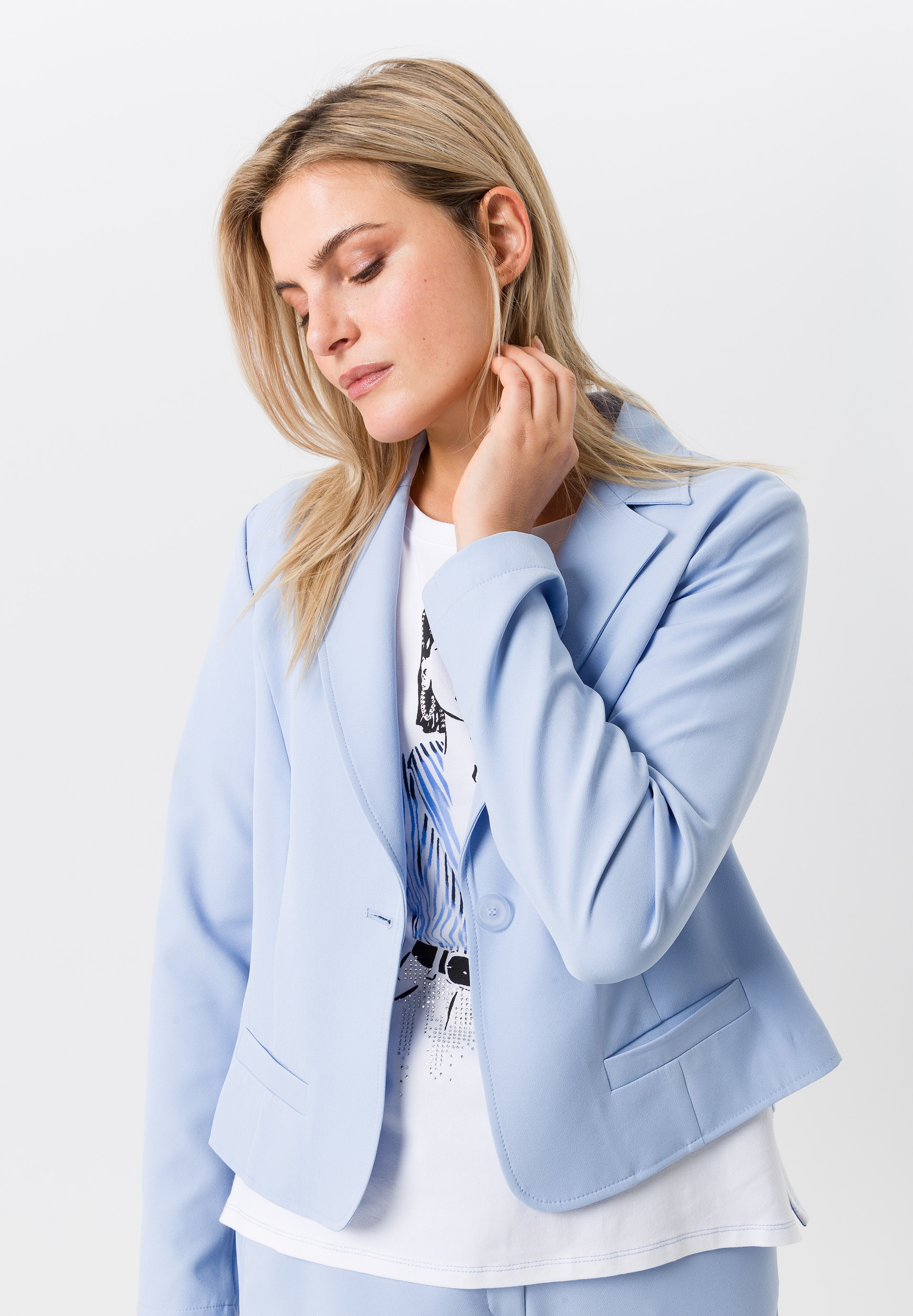 Blazer mit klassischer Eleganz - Bild 4