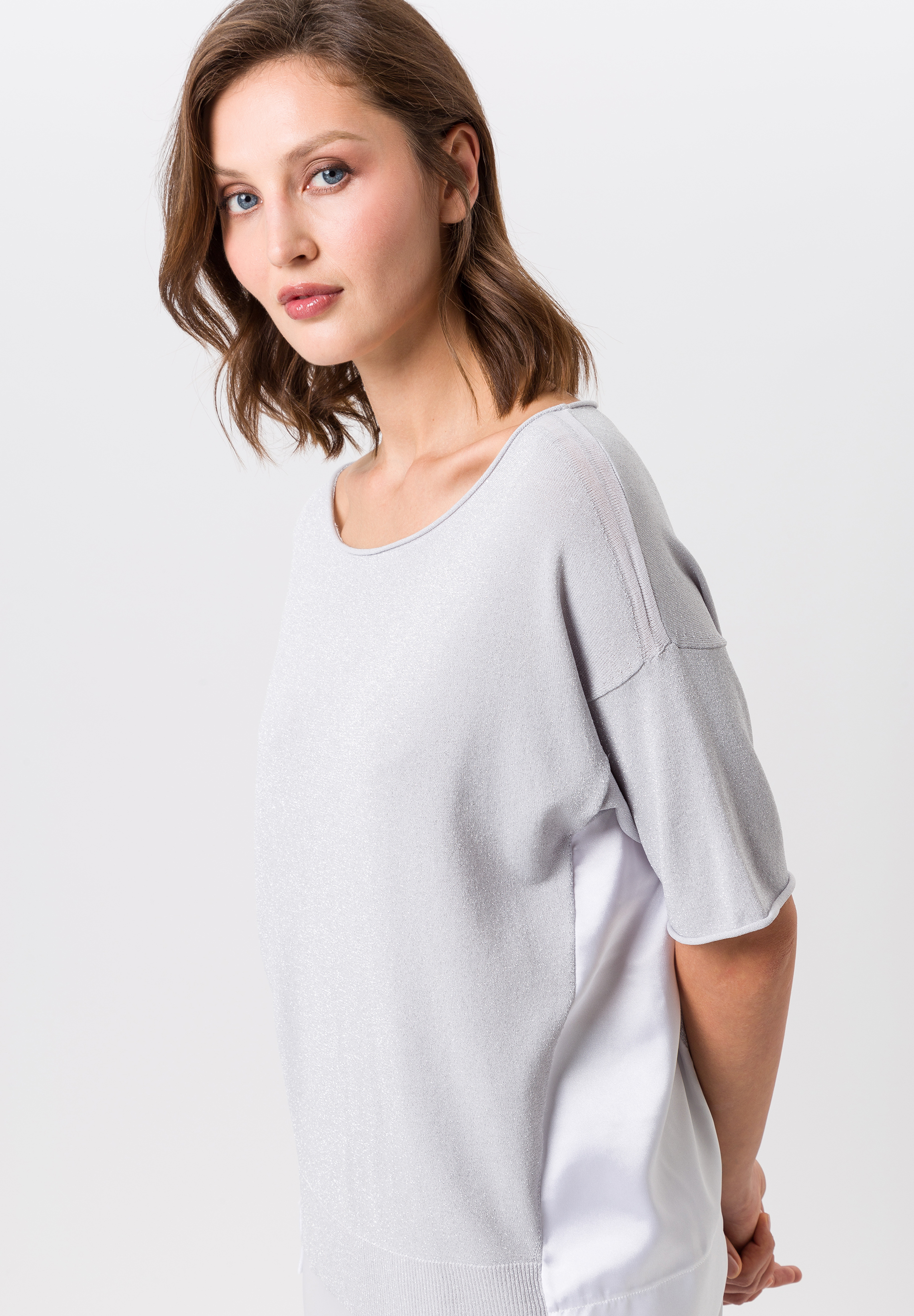 Shirt mit Satinbesatz - Bild 4