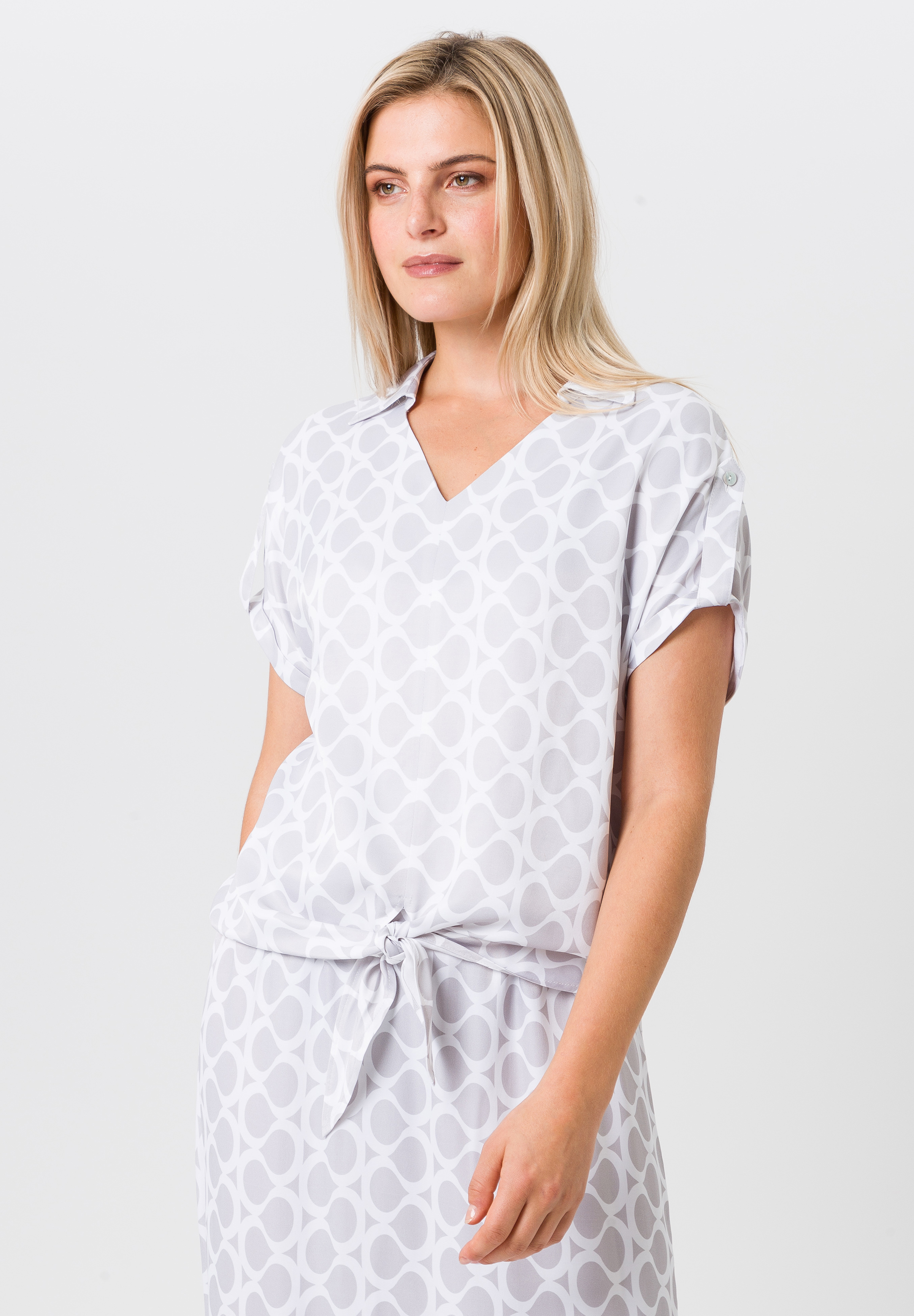 Bluse mit Knoten-Detail - Bild 1