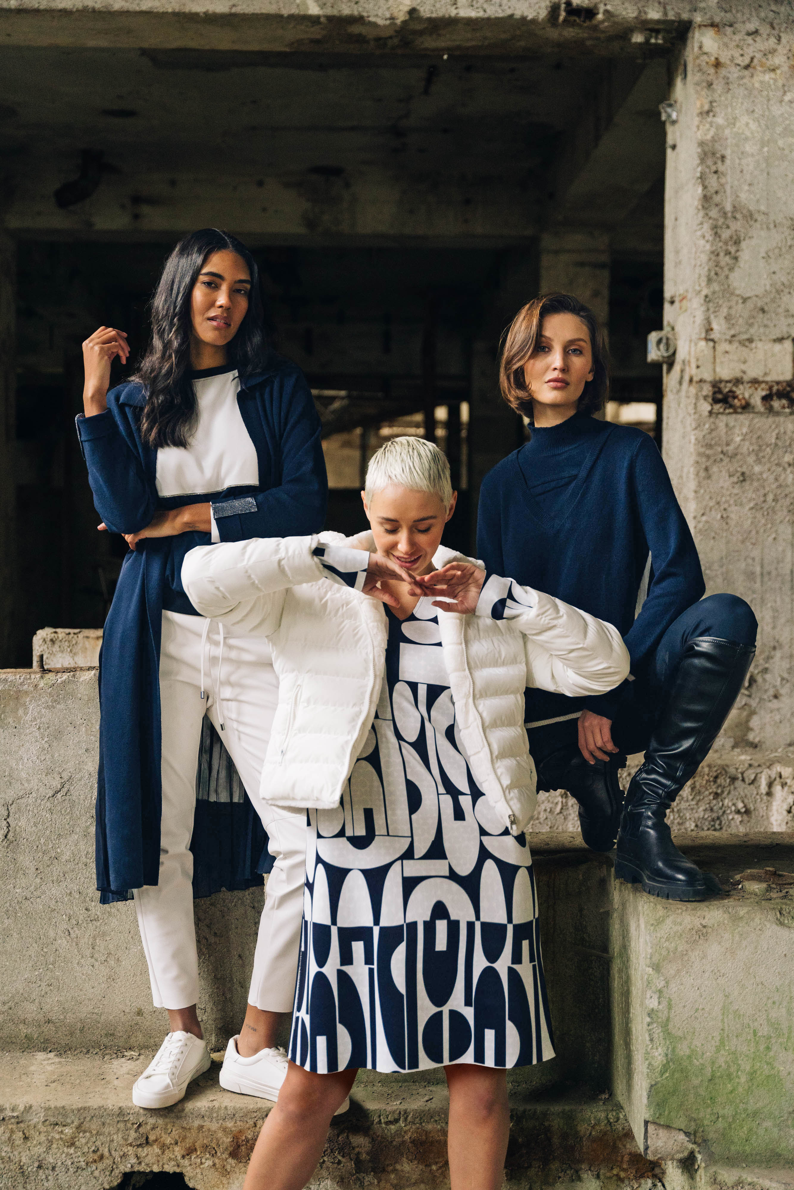 Lächeln, Rock, Kleid, Leute, Hosen