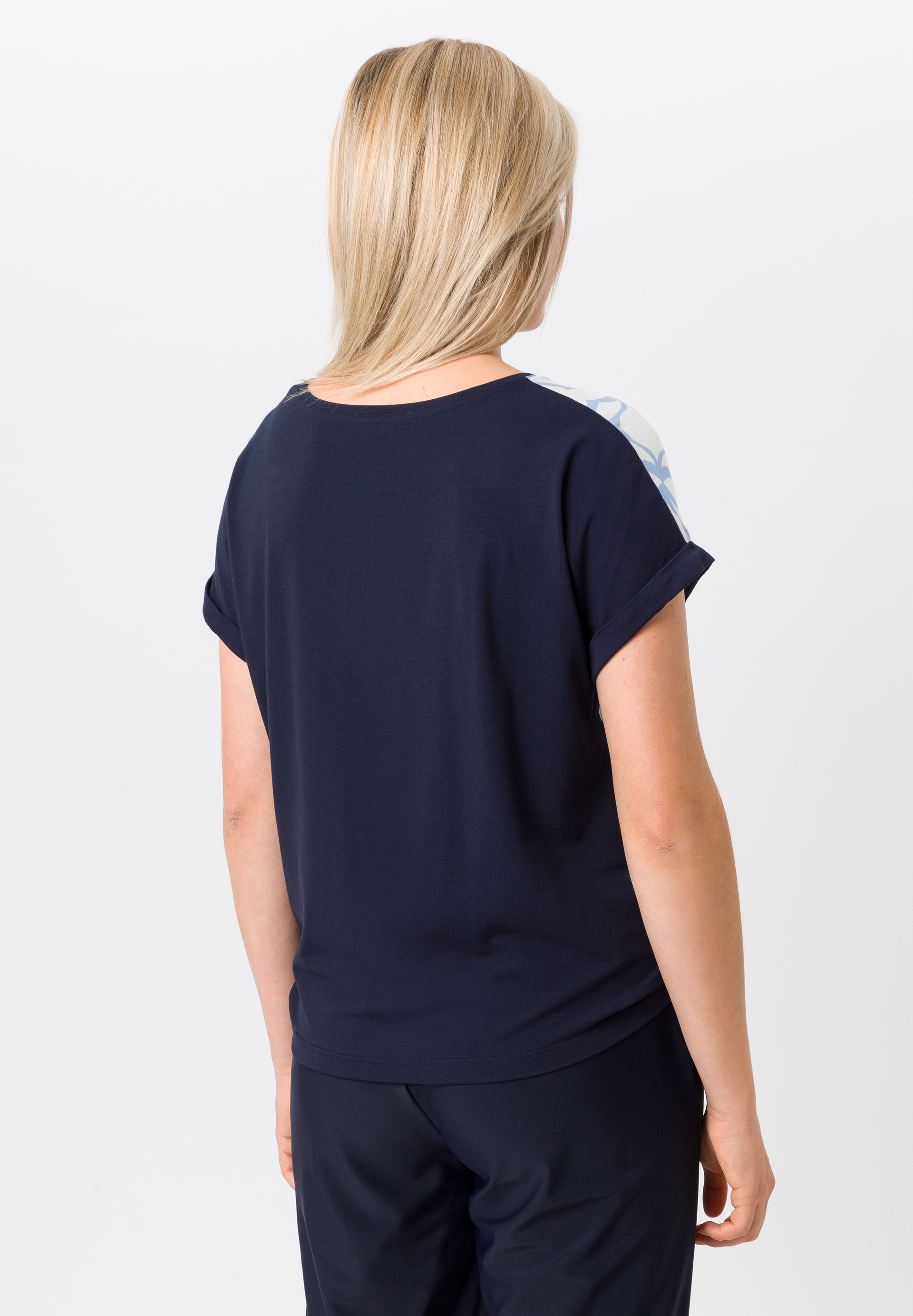 Kurzarmshirt mit Musterkontrast - Bild 2