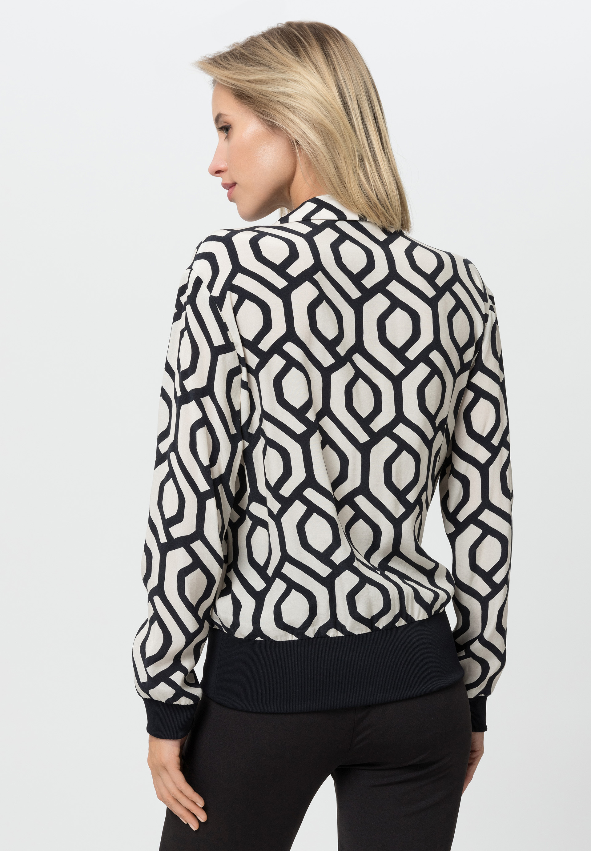 Slip blouse in wrap-around look - Bild 2