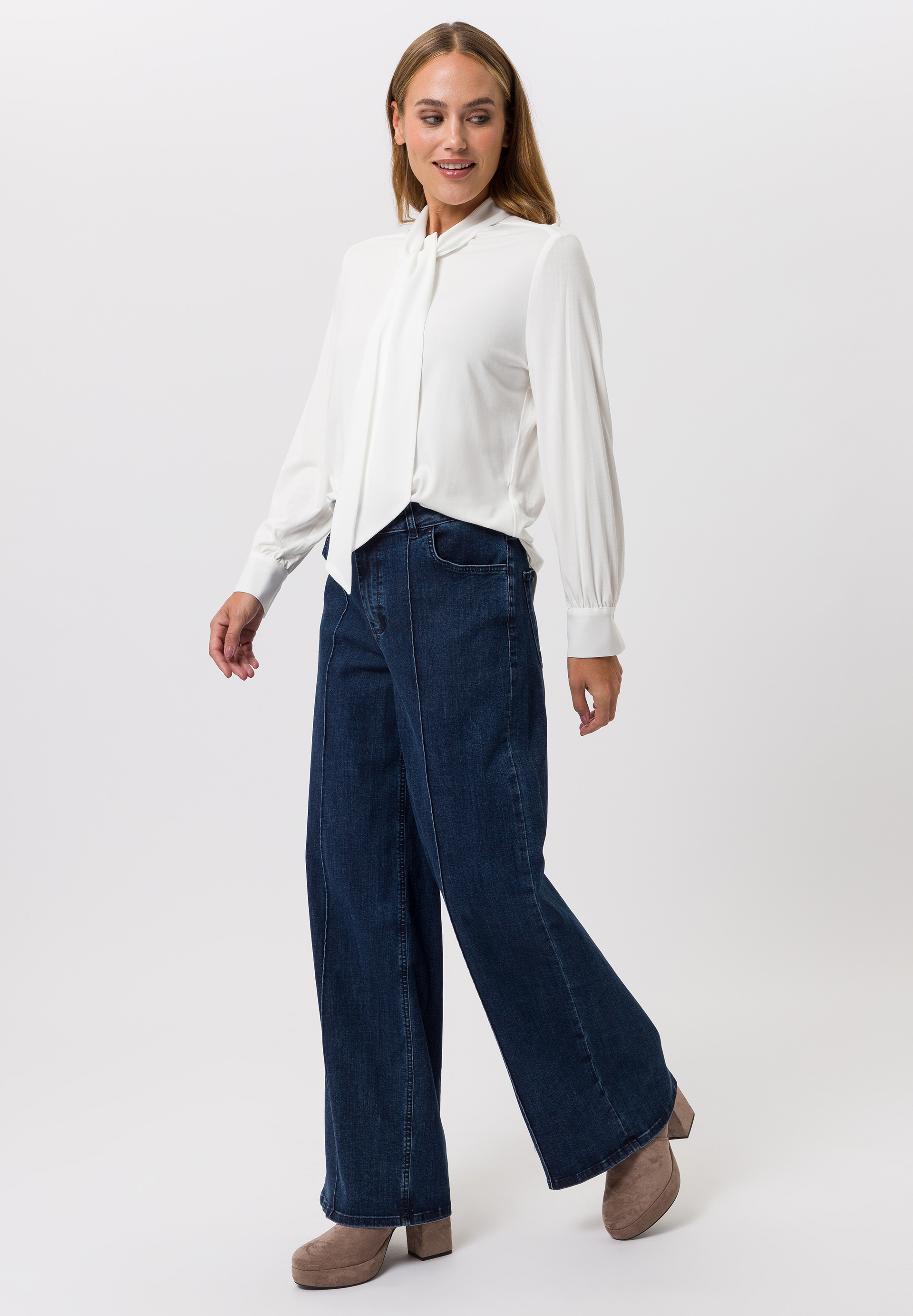 Bluse mit dekorativem Schal Bluse mit dekorativem Schal - Produktbild 2