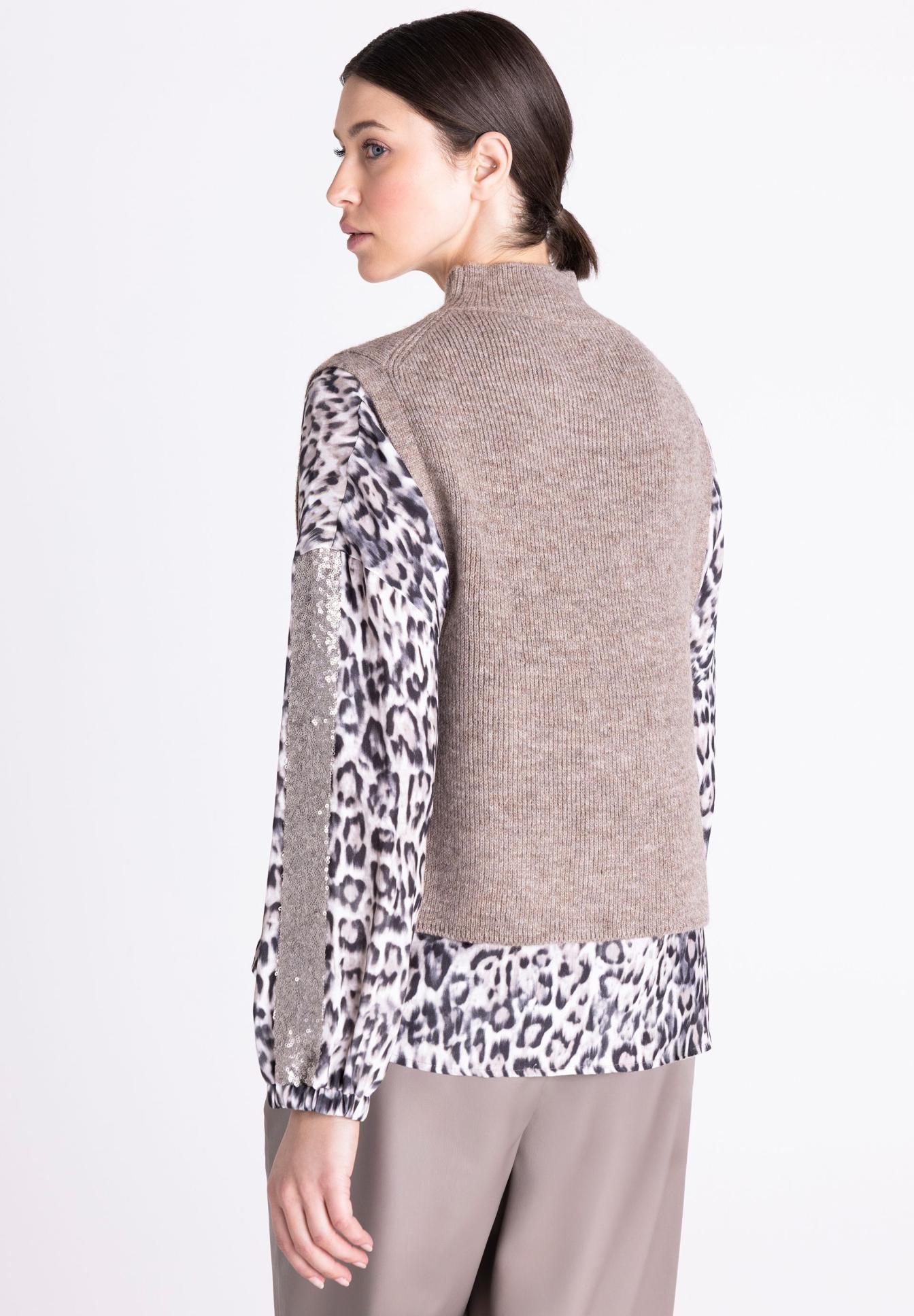 pull-over, strick, leopard-print, gemustert, besonderes-augemerkmal, turtleneck, knit, Leopard, Ärmel-Panel, gemischtes Material