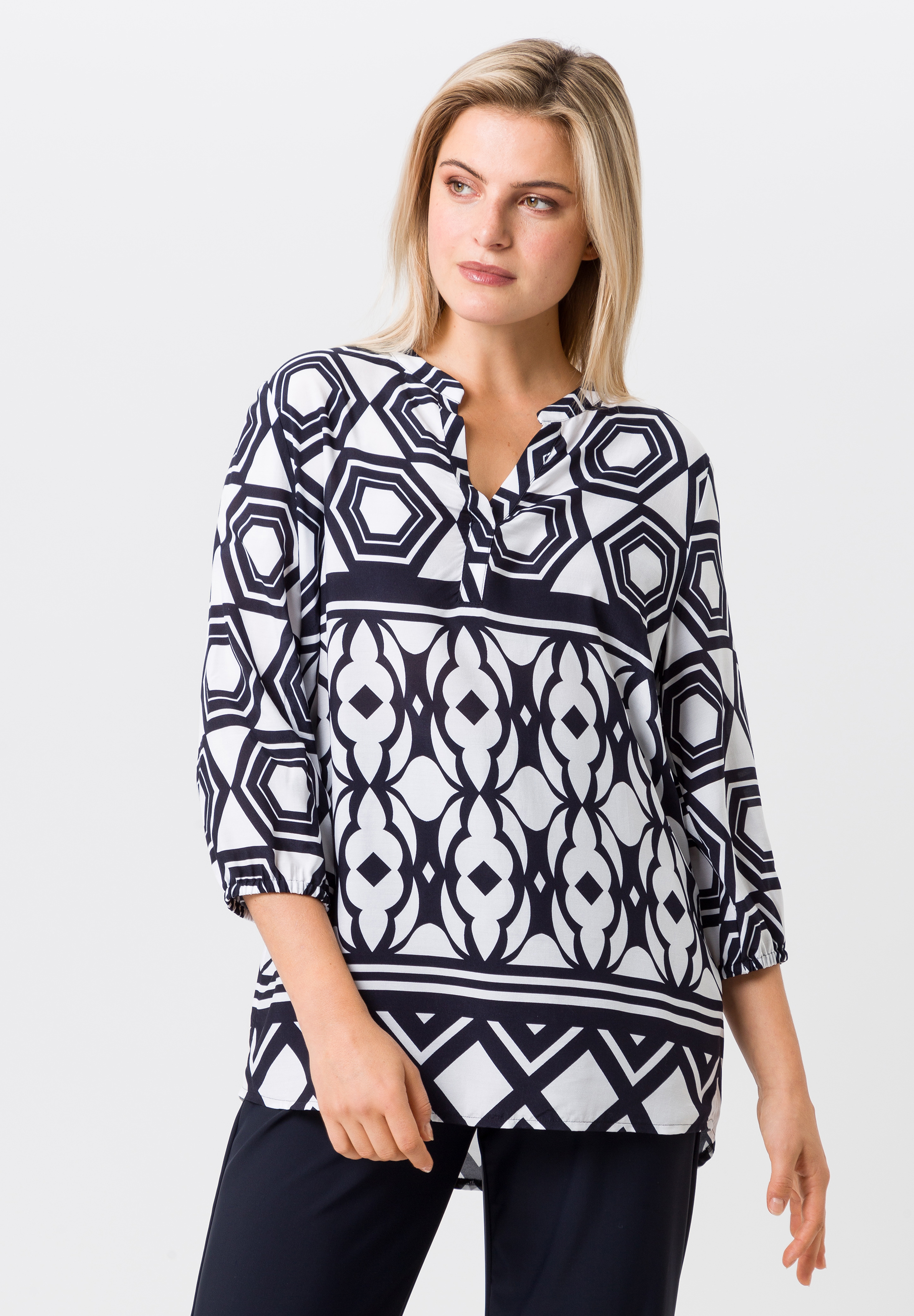 Bluse mit grafischem Muster - Produktbild 1