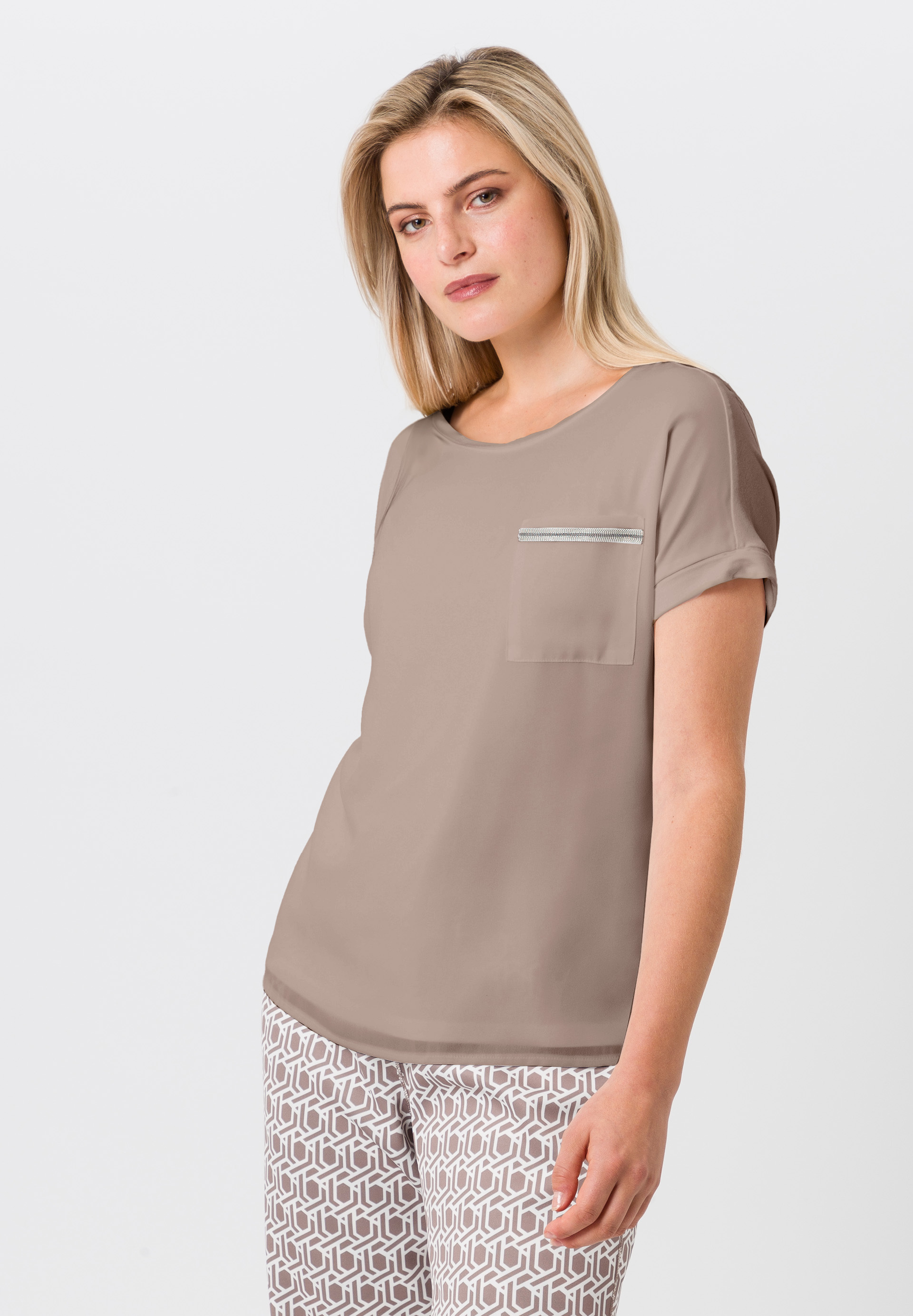 Kurzarmshirt mit dekorativem Detail - Bild 1