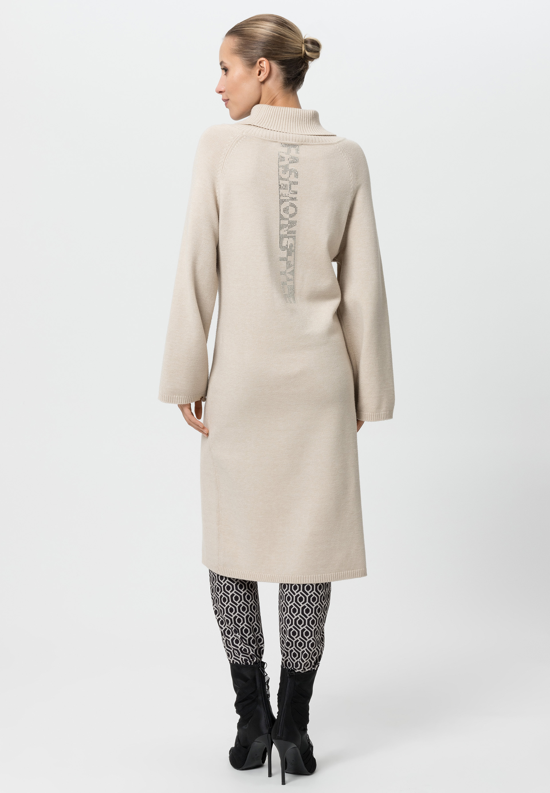 Longstyle-Pullover mit hohem Front-Schlitz - Bild 2