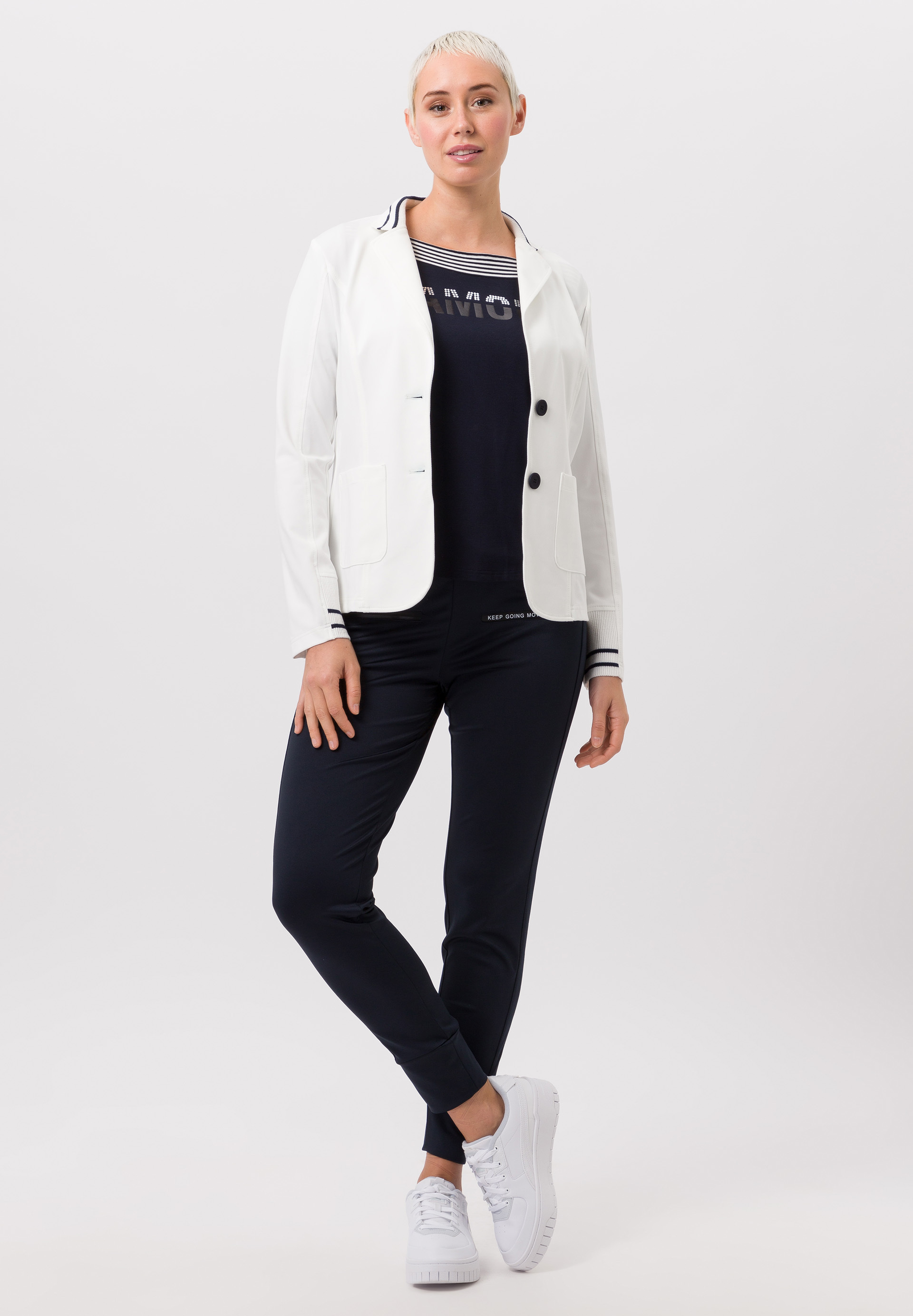 Leichtjacke mit kontrastfarbenen Knöpfen - Produktbild 2