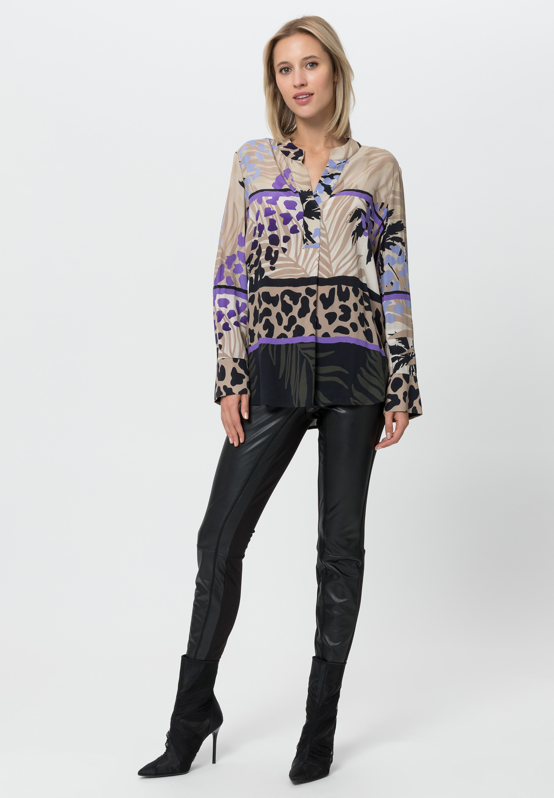 Blouse with colour blocking and pattern mix - Product Image 2